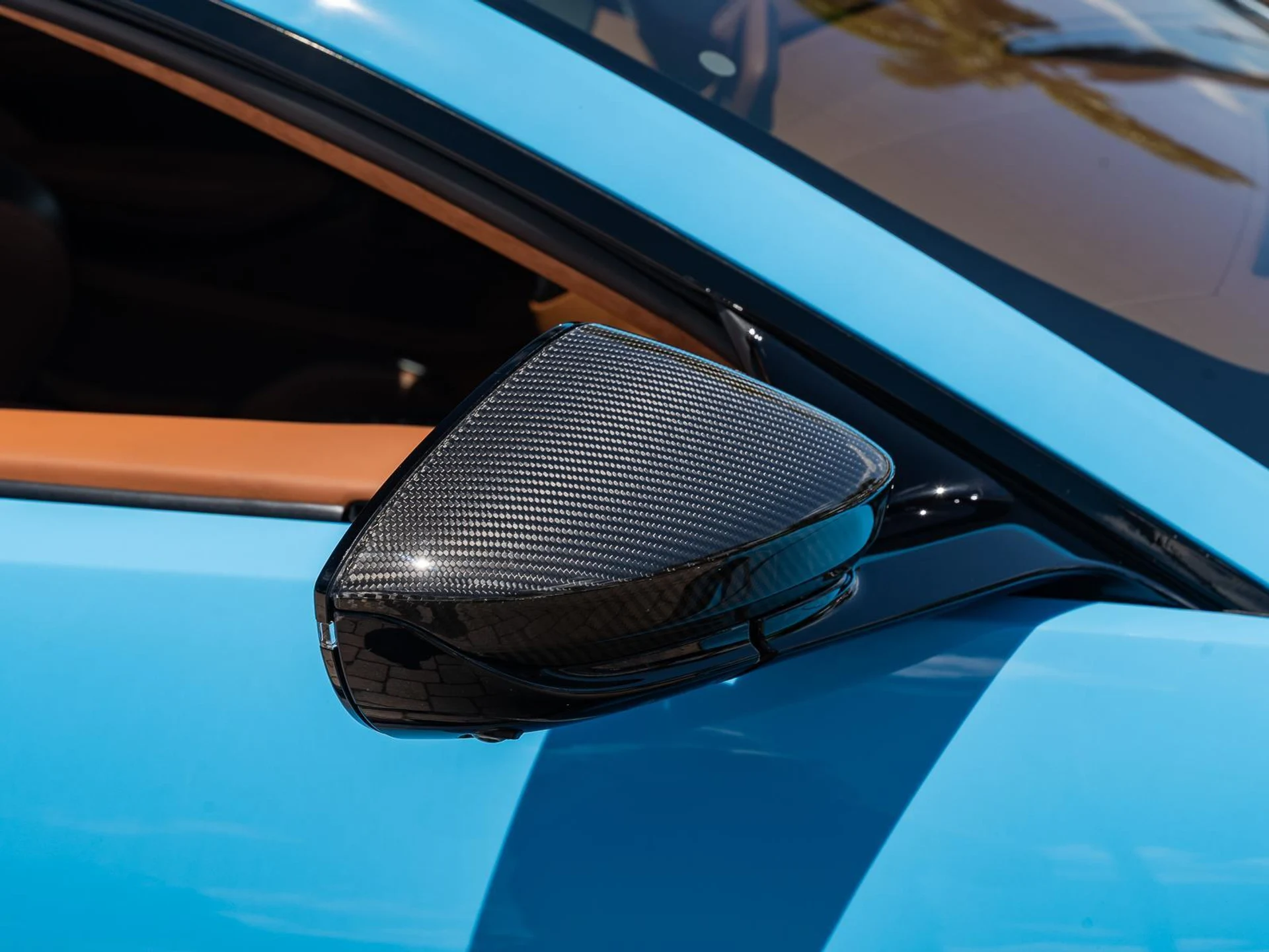 mph034_4007075228_Used_2023_Aston_Martin_Vantage_V12_1780952621_259a959f0f