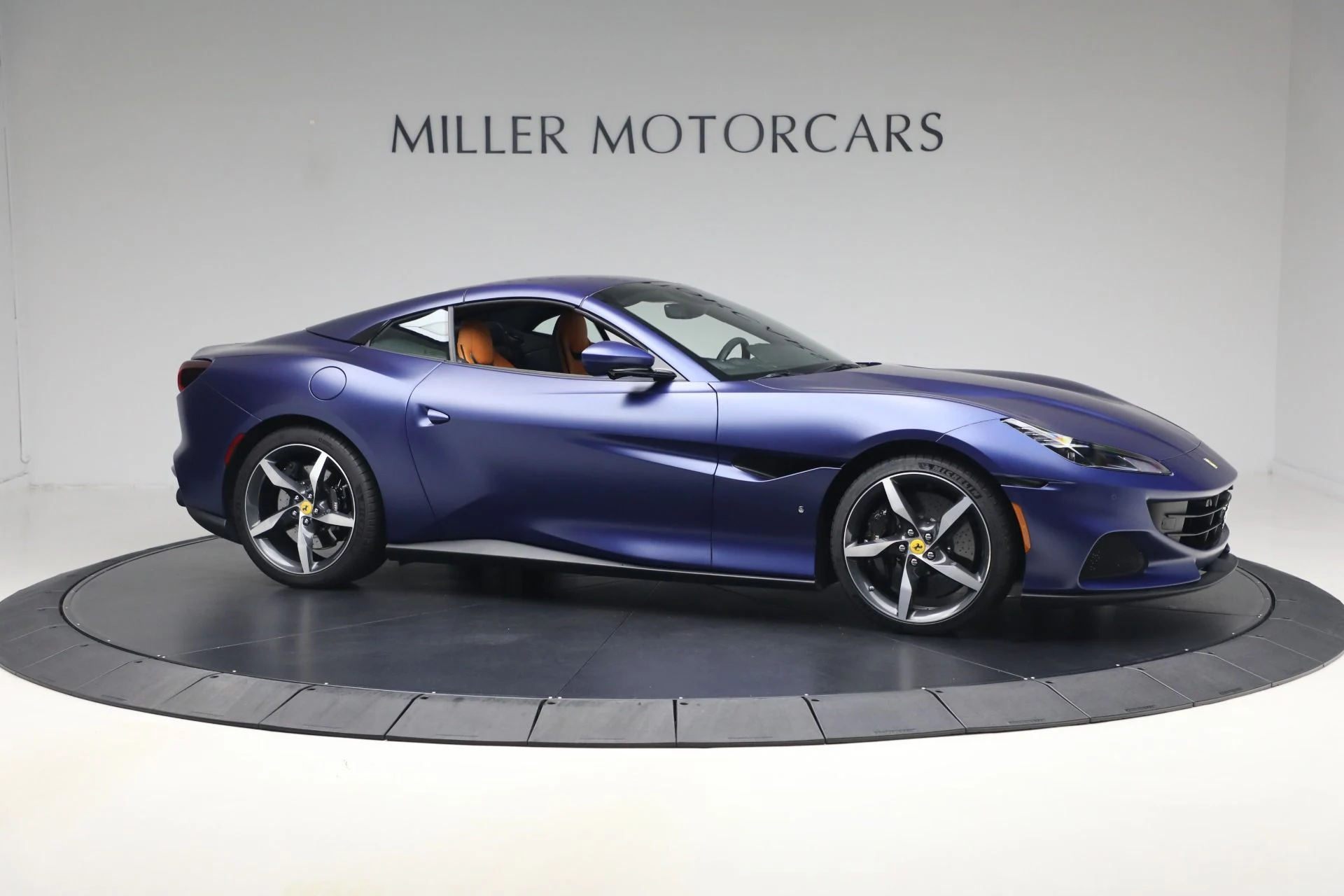 mph034_4016370779_Used_2023_Ferrari_Portofino_M_1787953824_a70f008480