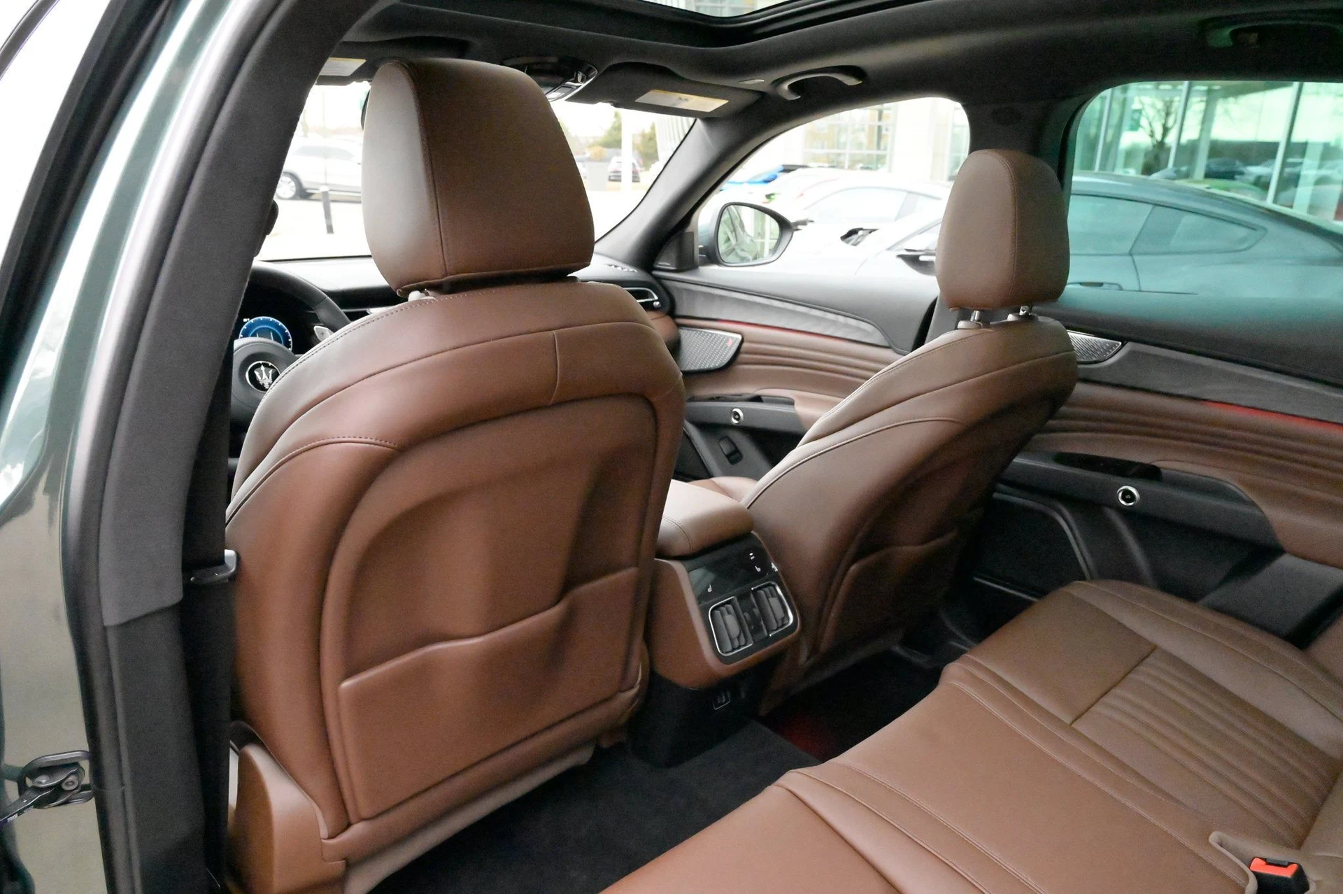 mph034_4019902022_a0b60b4e2e9f439eaa0db6763dba8304_5ad60d44c7