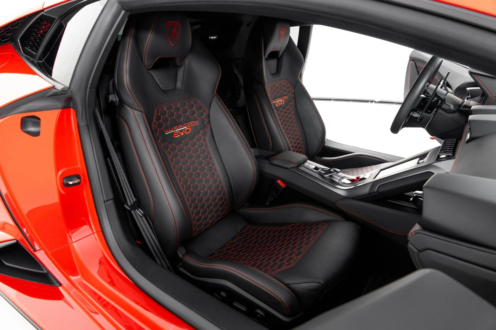 mph034_4030145474_Used_2021_Lamborghini_Huracan_EVO_1762806462_af2035c3d0