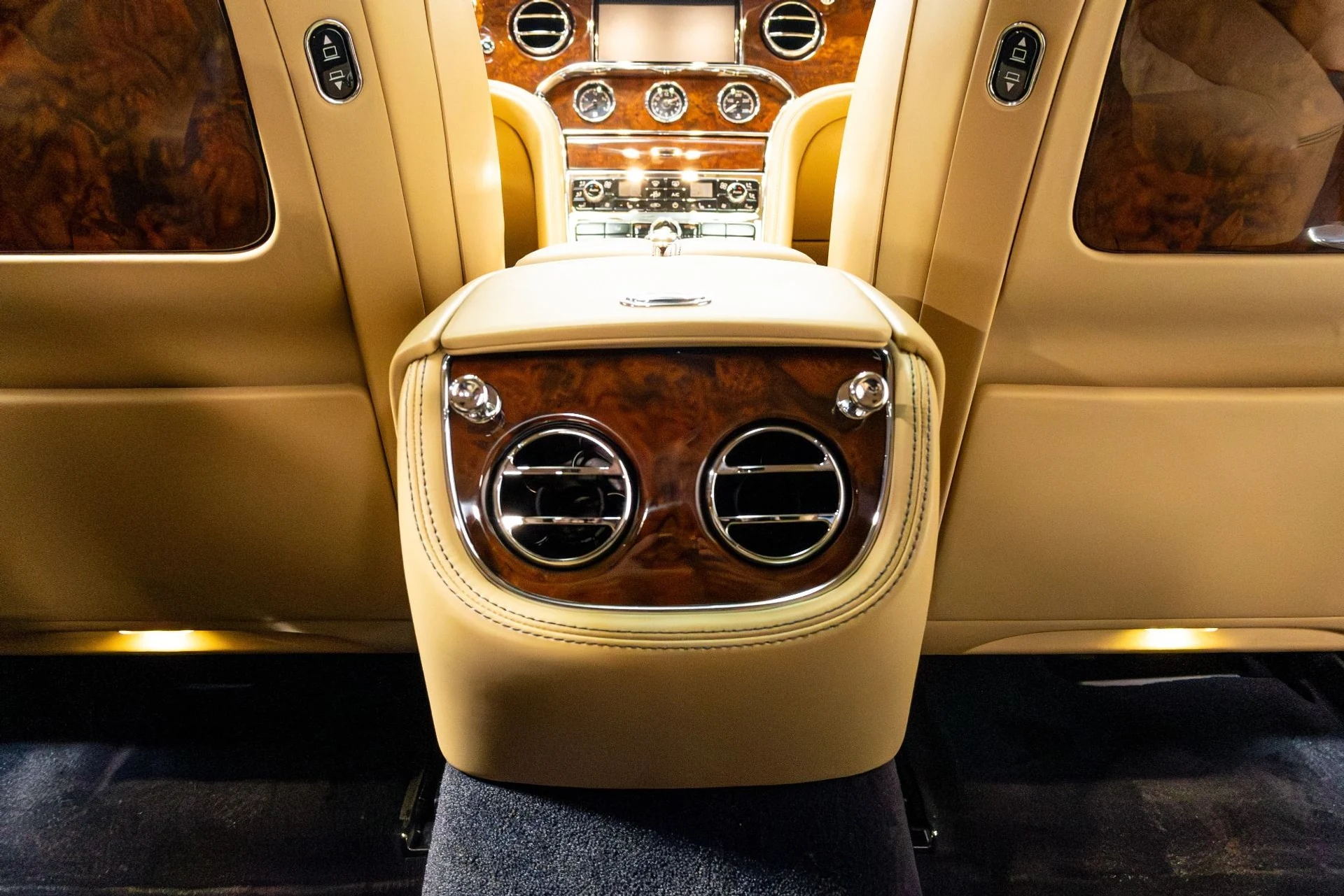 mph034_404579890_Used_2017_Bentley_Mulsanne_1775514187_1b31f8c34b