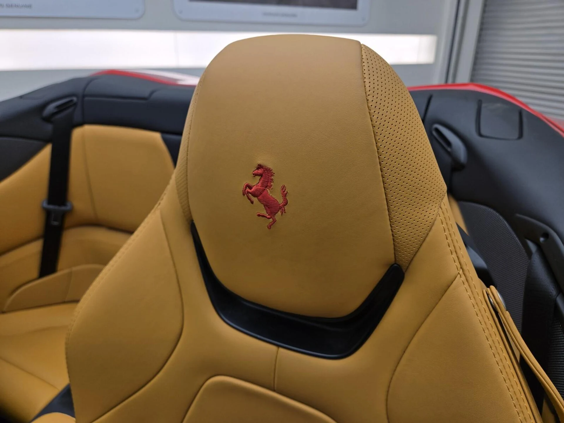 mph034_4054055087_Used_2019_Ferrari_Portofino_1753251688_420e362cbc
