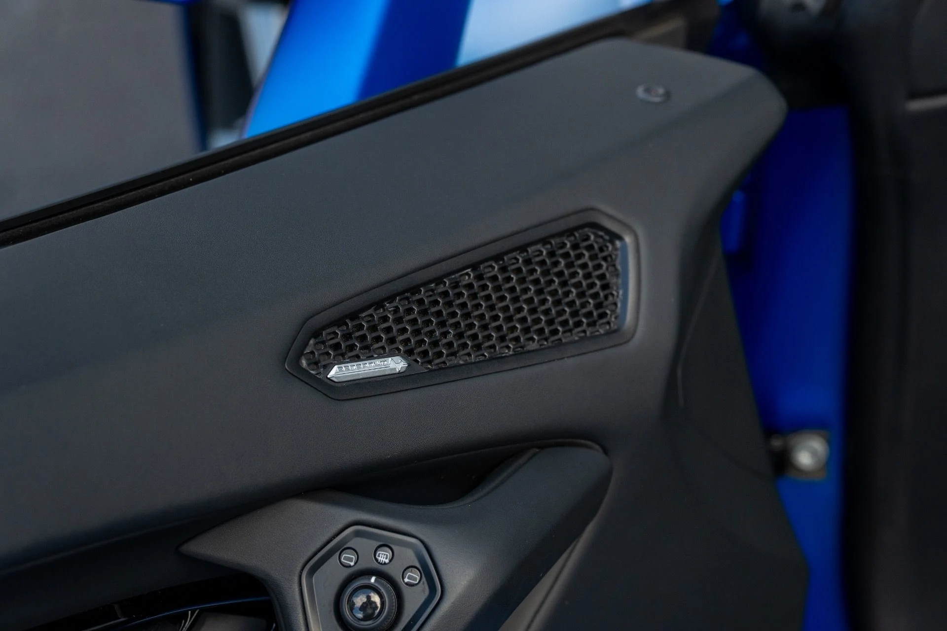 mph034_4058322152_Used_2023_Lamborghini_Huracan_EVO_Spyder_1763055563_47ca62f663