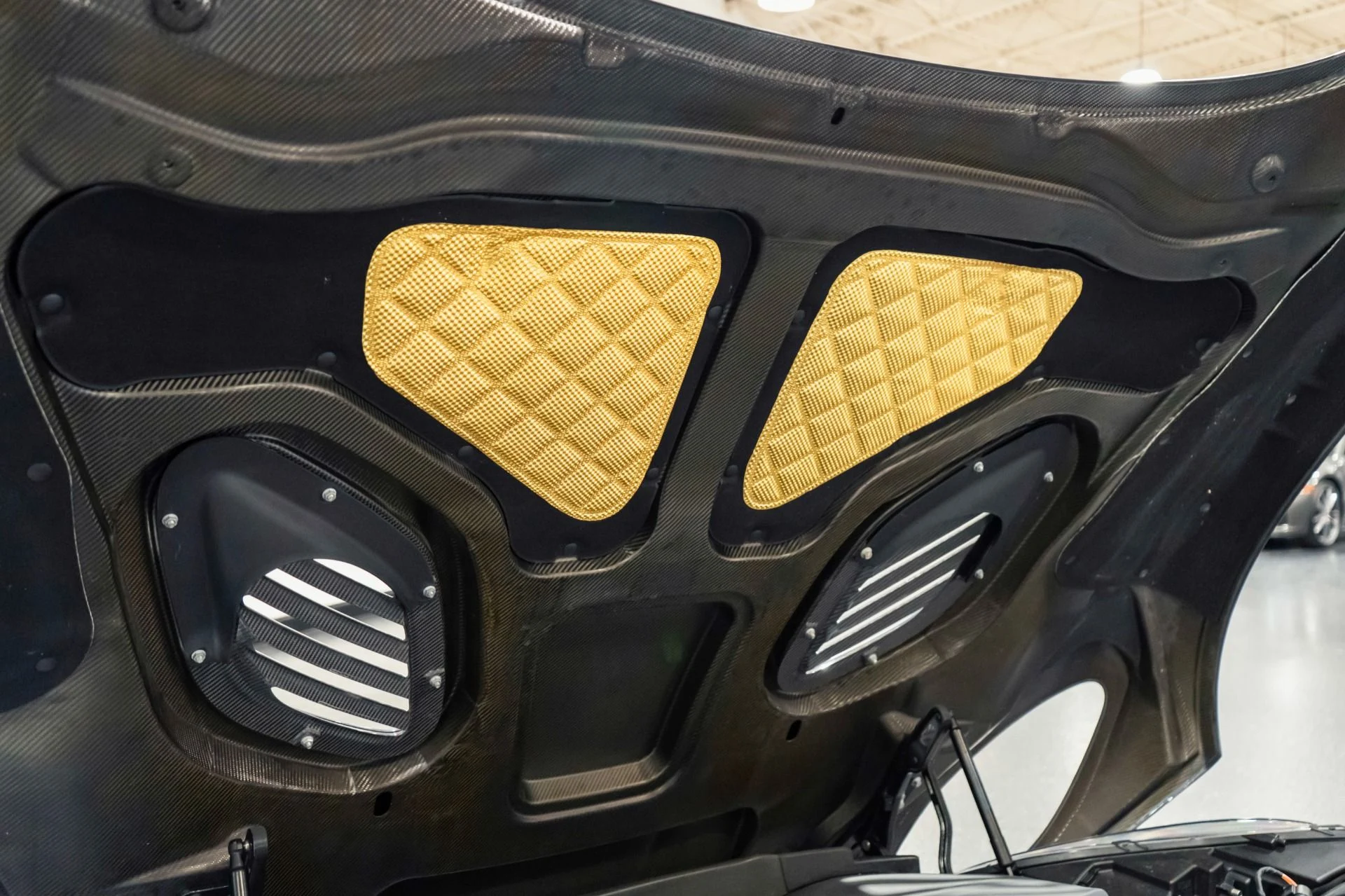 mph034_4062660814_Used_2021_Aston_Martin_DBS_Superleggera_Commission_by_Q_Daniel_Craig_Build_1771268852_73af900828