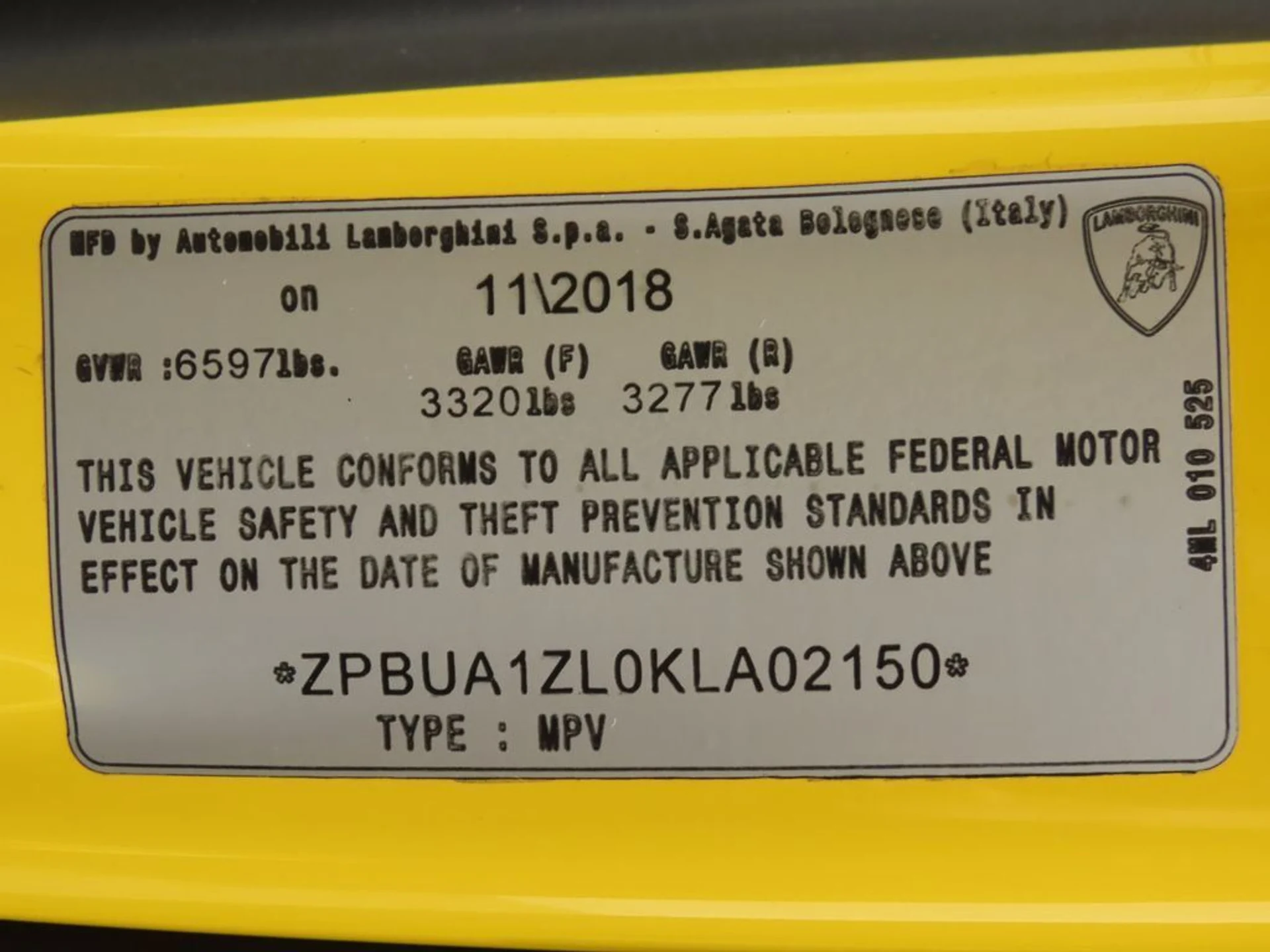 mph034_4074731594_used_2019_lamborghini_urus_awd_8119_22960416_35_1024_4e477f4406