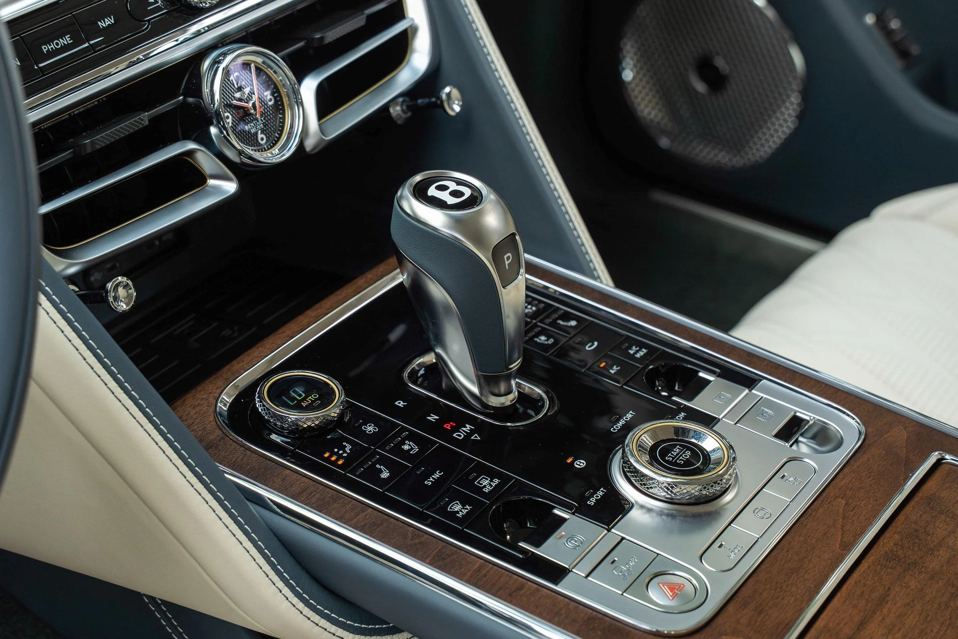 mph034_4077168346_477619931_6954c0b04e73cd9f103f5064_b621720485