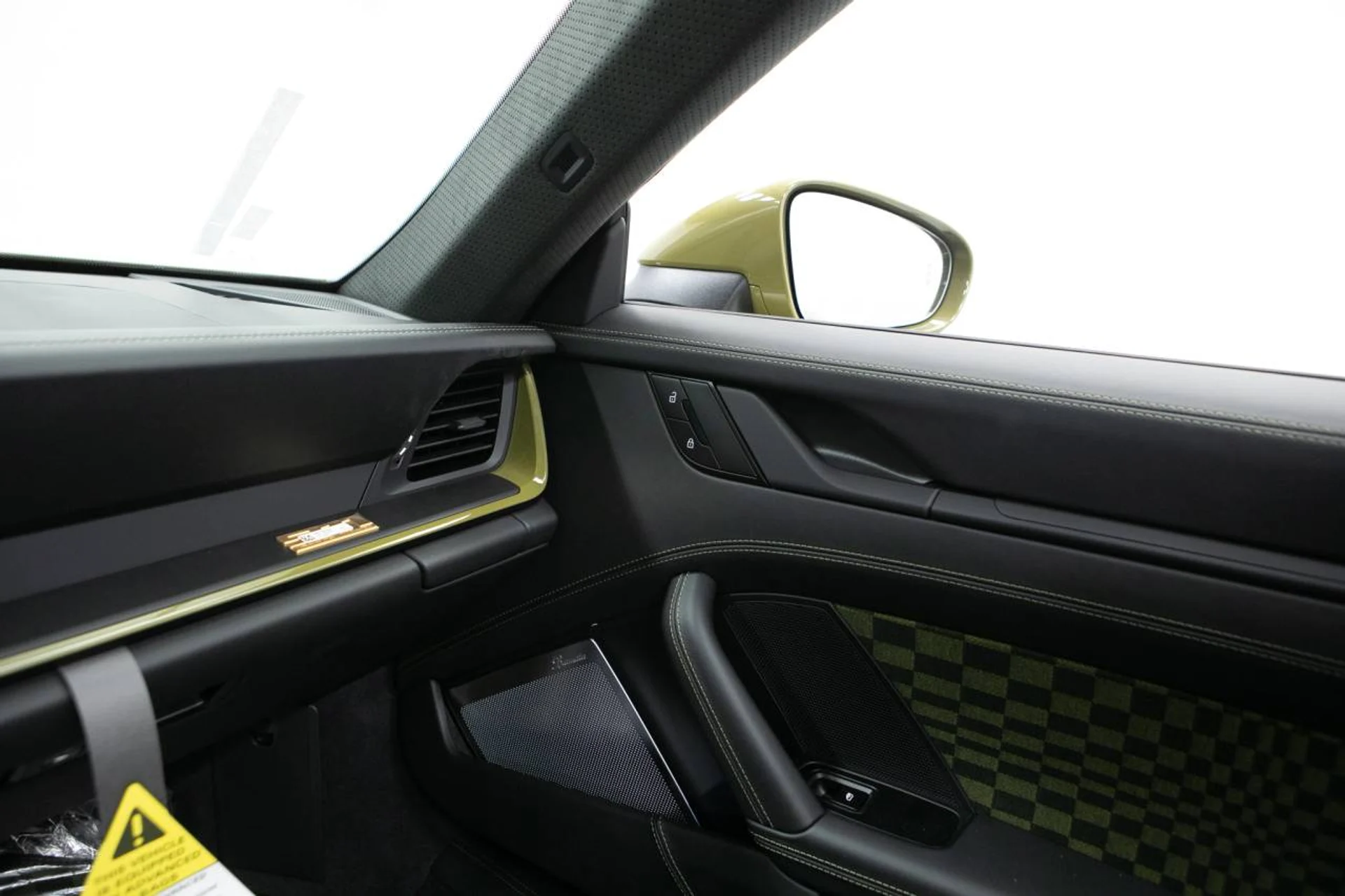 mph034_4078194903_8fbd6a67f05ecbfcdcb907b5b1e679c5x_8f04a78599