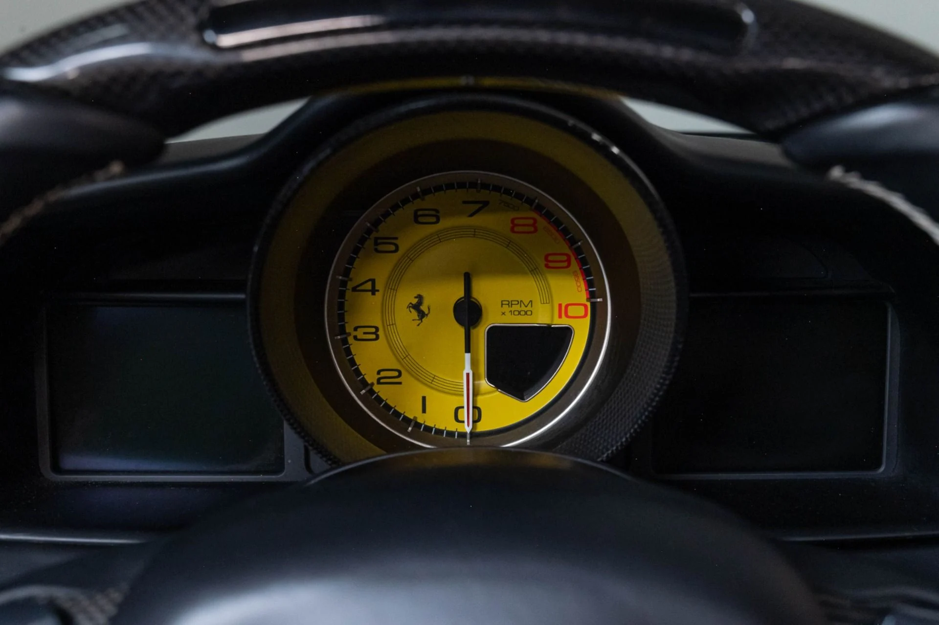 mph034_4086722384_Used_2016_Ferrari_488_Spider_1784843221_996bbbdabe