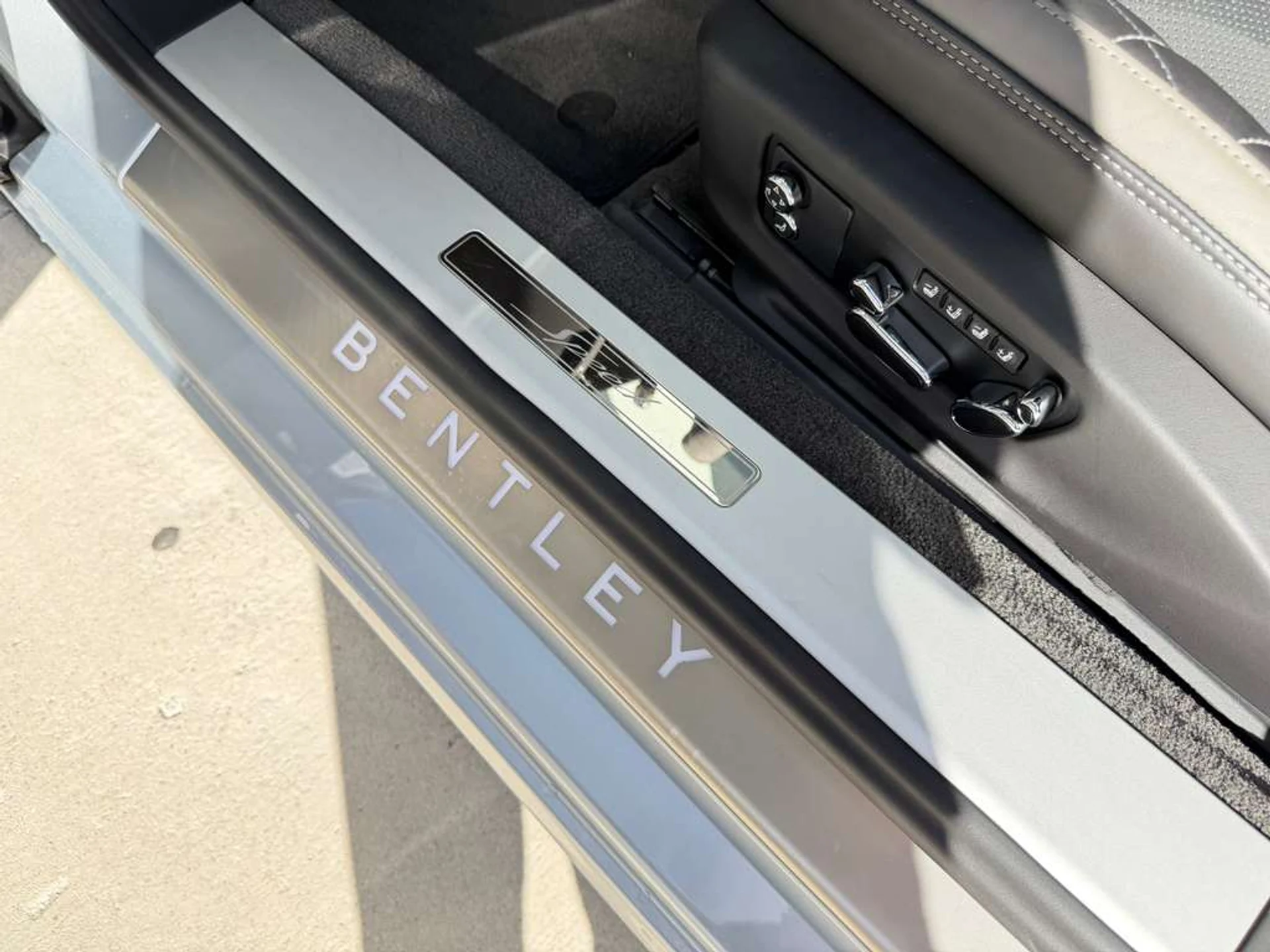 mph034_4095121532_Whats_App_Image_2025_12_17_at_5_40_20_PM_3_8d387593e0