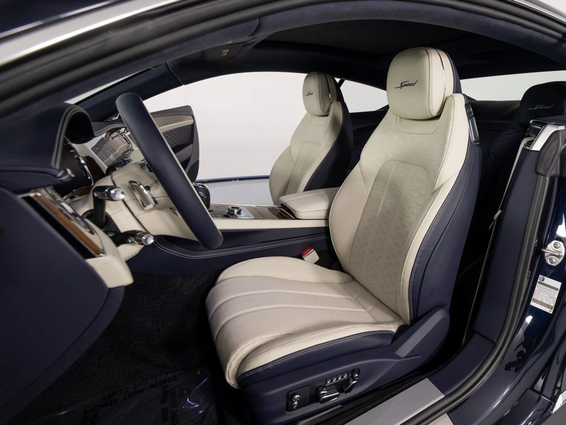 mph034_4100713060_a0337e2d4b68177260ec8000e91029a5x_7d24be56ba