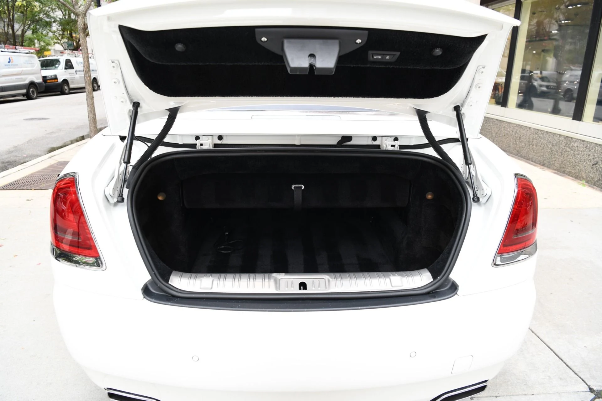 mph034_410130257_9708_p36_l_67d84cb89d