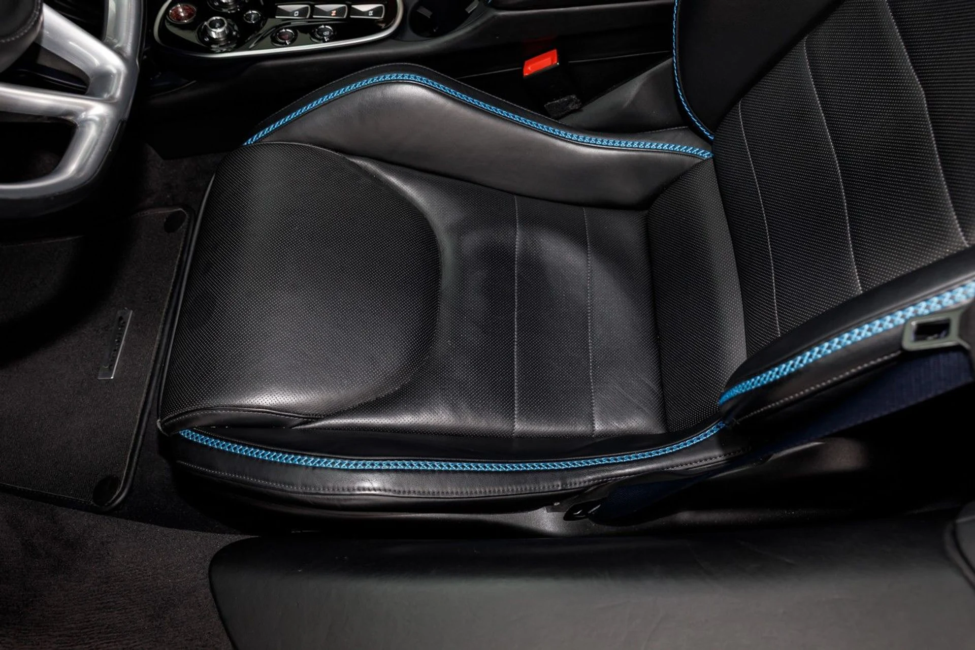 mph034_4103977367_642_p35_l_77d035d039