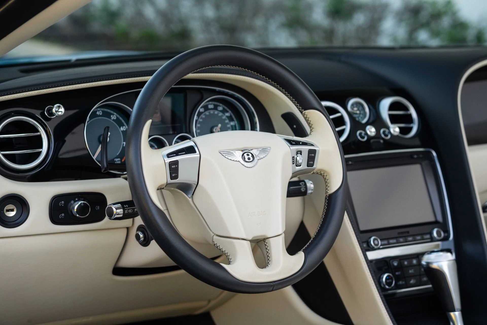 mph034_4113639518_Used_2015_Bentley_Continental_GT_V8_S_1769717310_8b027e2d10