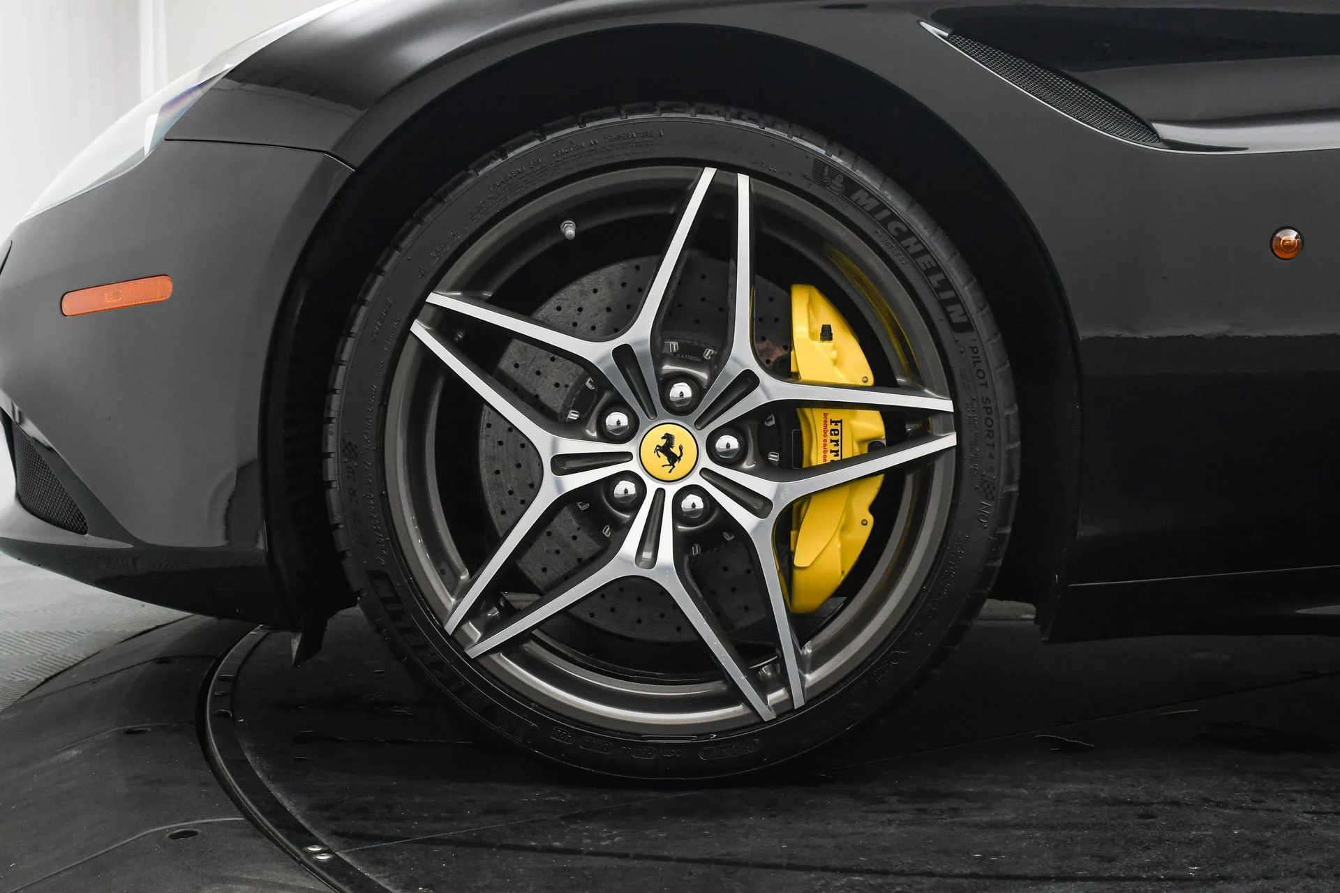 mph034_4127152655_de31220d07424edb9feef9c140b2d6cb_abda9733da