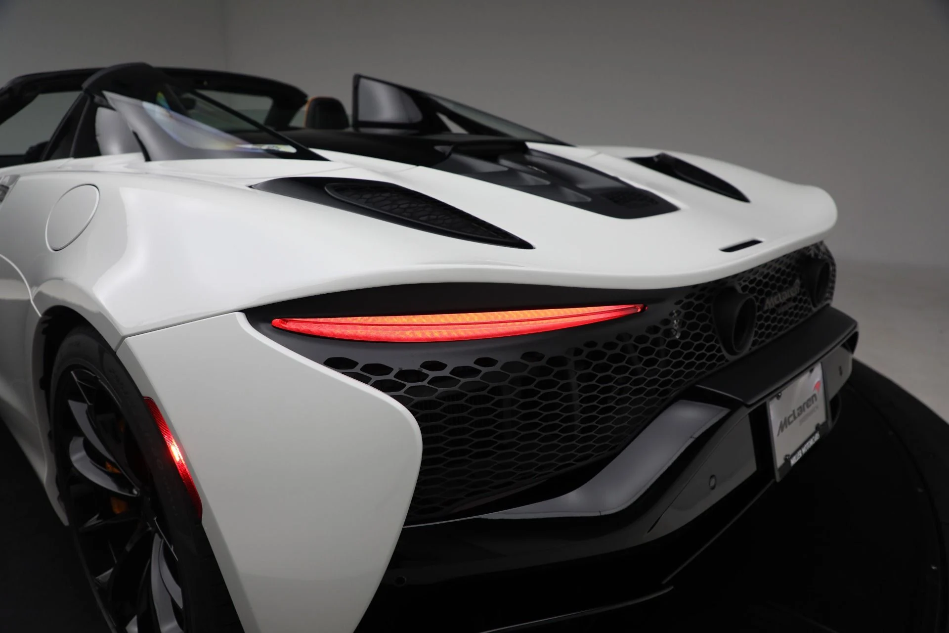 mph034_4129572490_New_2026_Mc_Laren_Artura_Spider_Tech_Lux_e4ede5a201