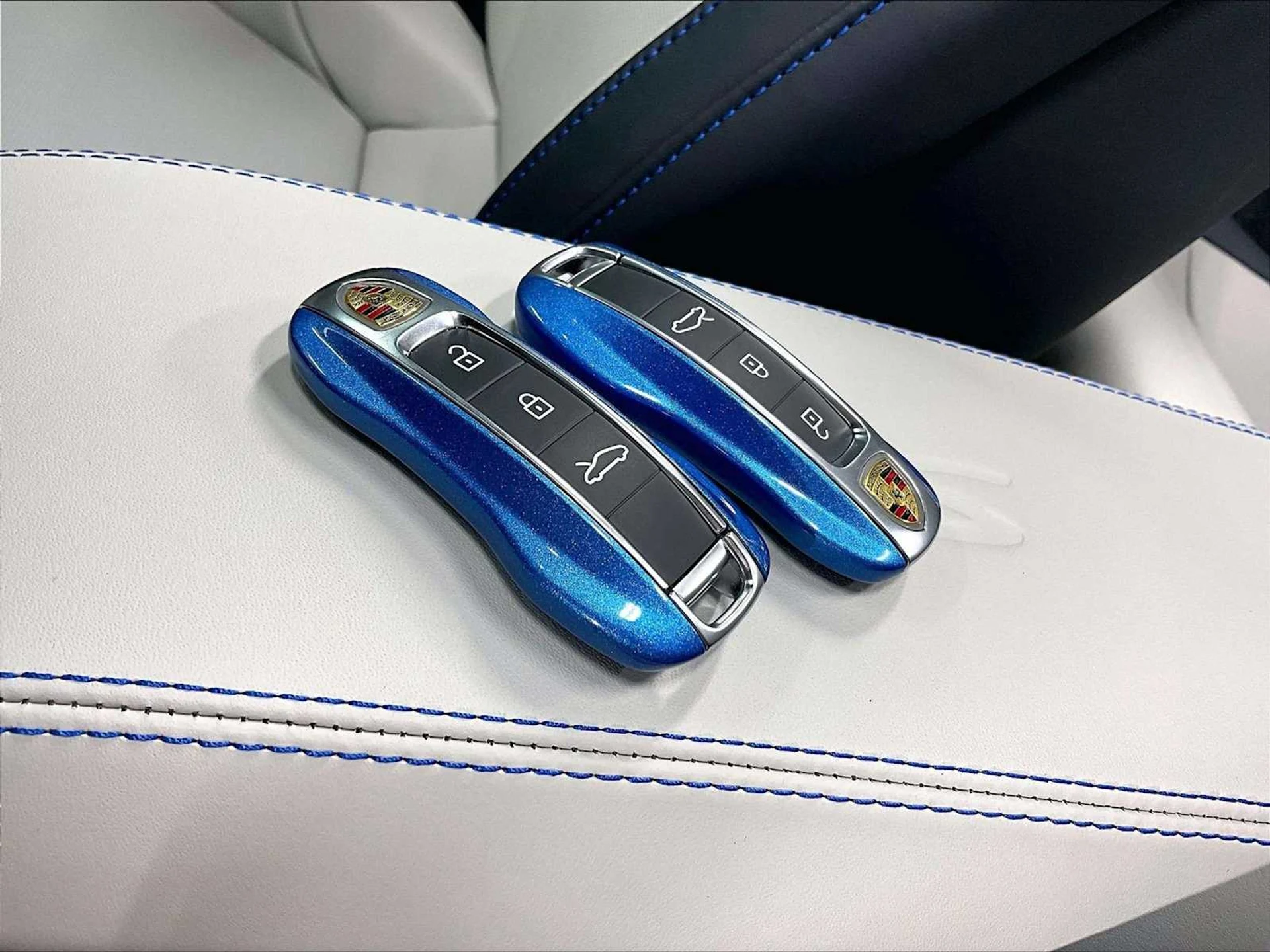 mph034_4131802821_4d3107fc1a42a103f82ae42ad436b1a0x_35096e8c7a