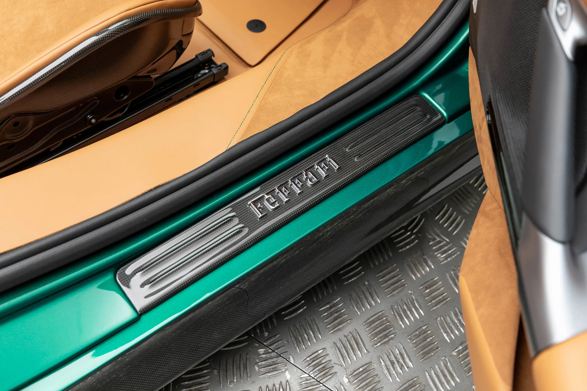 mph034_4155076826_2867bce4e5304e949bb73819d99c4dd4_e627e6784e