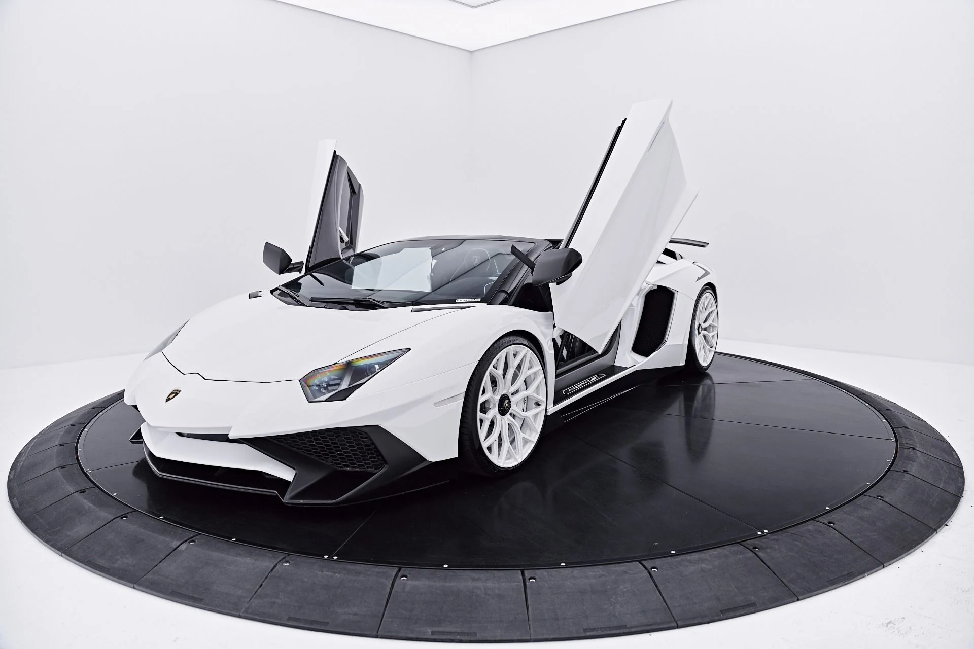 mph034_4155628828_Used_2016_Lamborghini_Aventador_LP_750_4_Super_Veloce_1785199430_3c698096ee