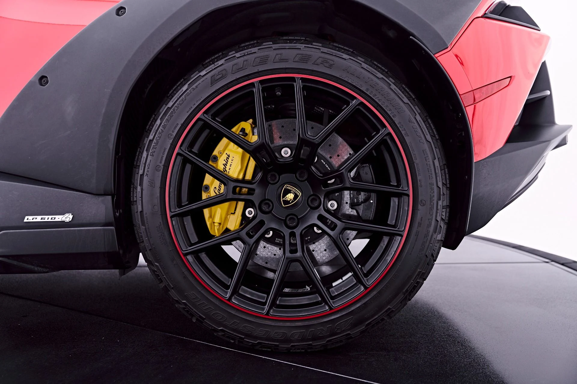 mph034_4156934251_Used_2023_Lamborghini_Huracan_Sterrato_Base_1782841532_1f3def7fc3