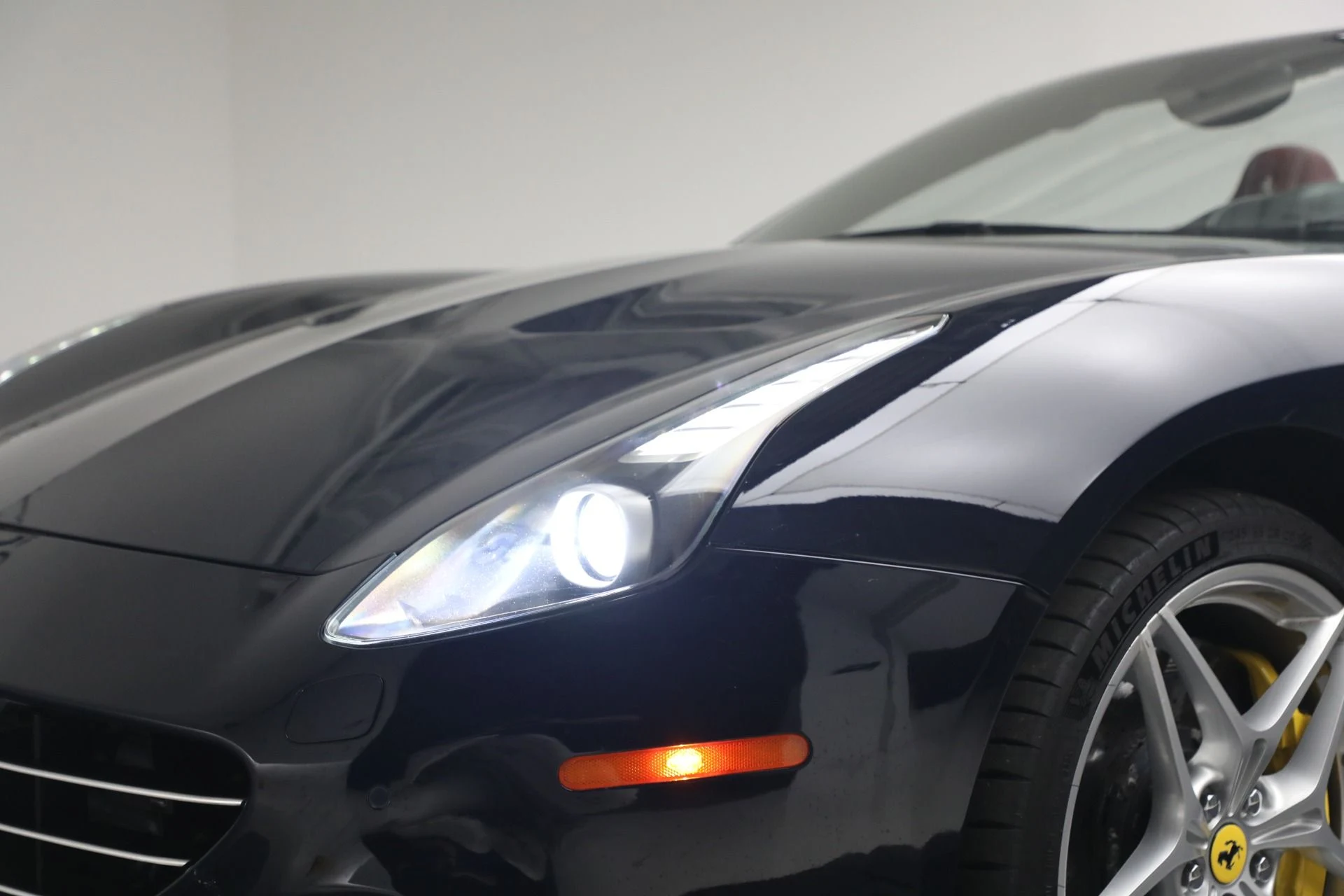 mph034_4157286519_Used_2016_Ferrari_California_T_1779313485_4bed344dfa