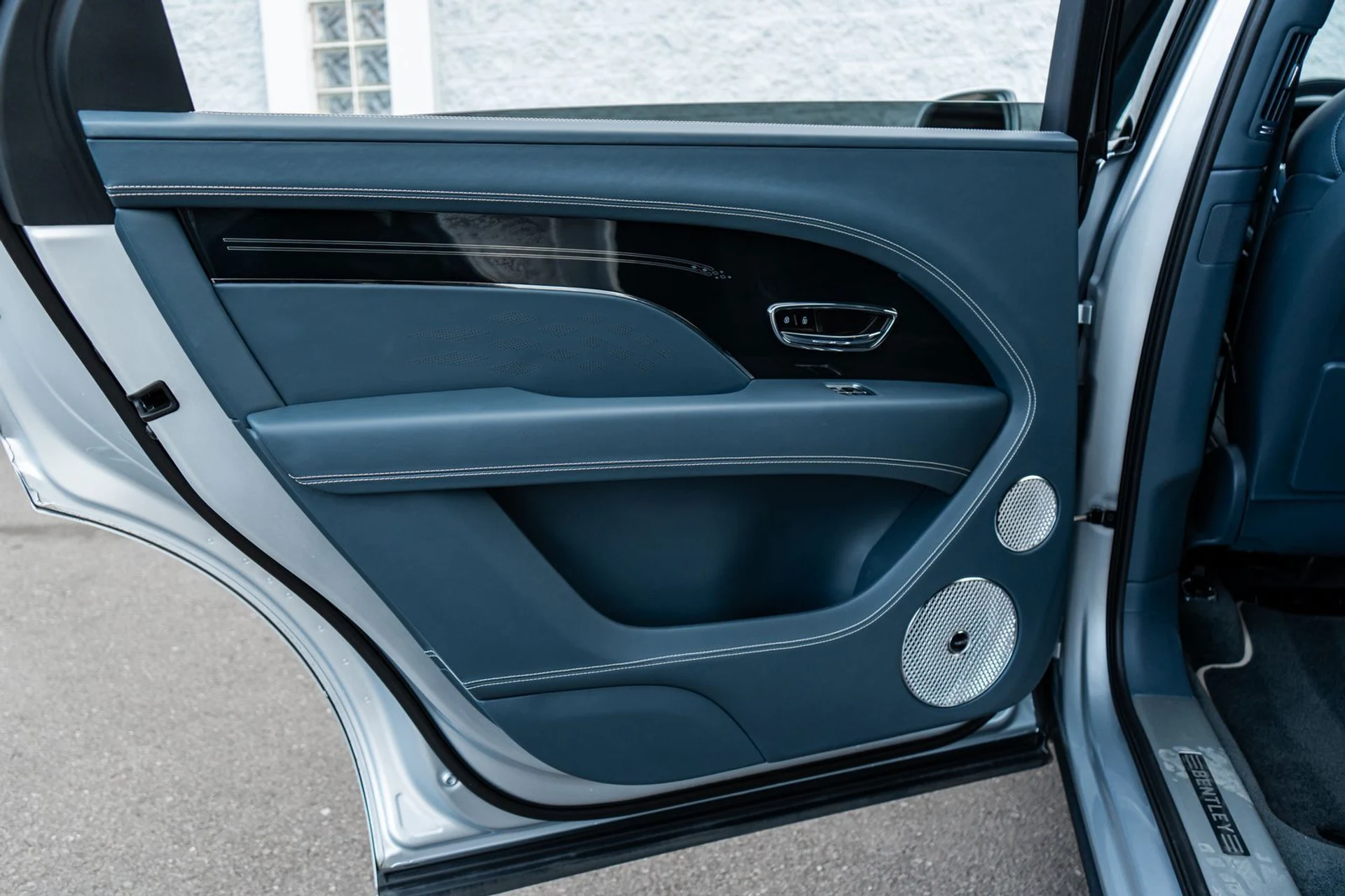 mph034_4158348331_8ebbcec8_4eb7_4187_8c75_97bc4248639d_9d546ddd9a