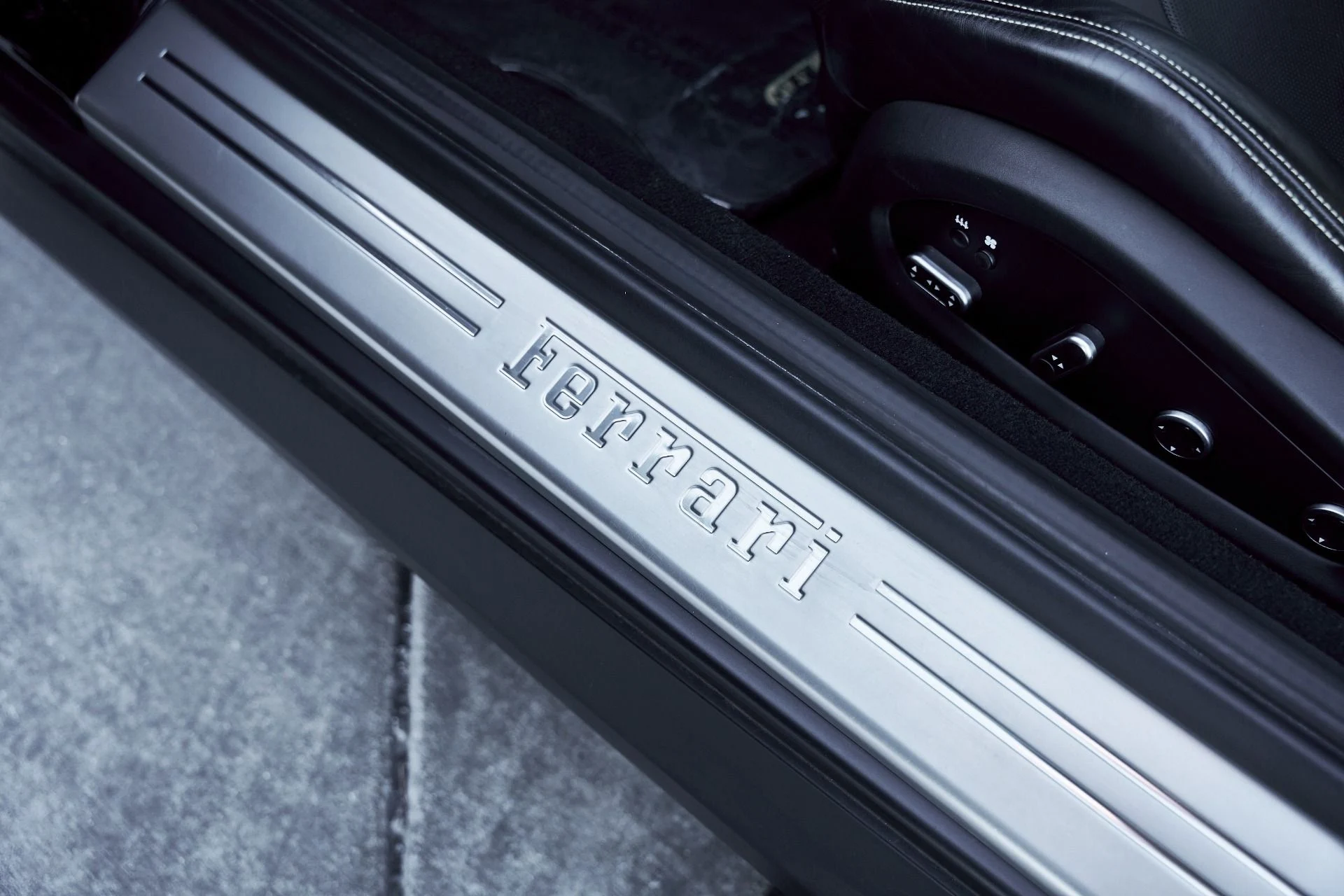 mph034_4159823894_Used_2018_Ferrari_GTC_4_Lusso_T_1770509590_328c1a0f62