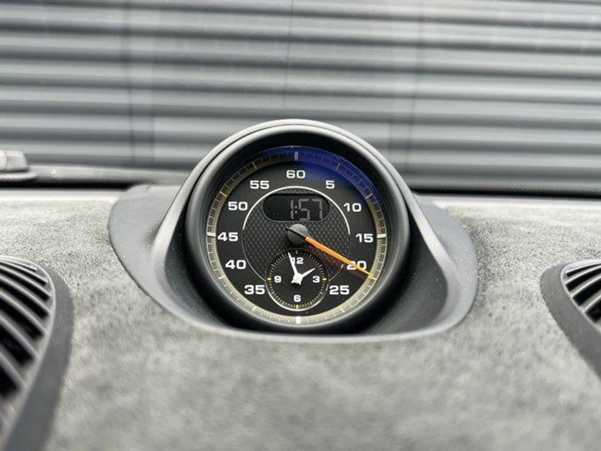 mph034_4164682958_17_SH_Ctxe_Zt_C1_B_Ey_Sdo_G_Ssc6j_AM_1c56da831e