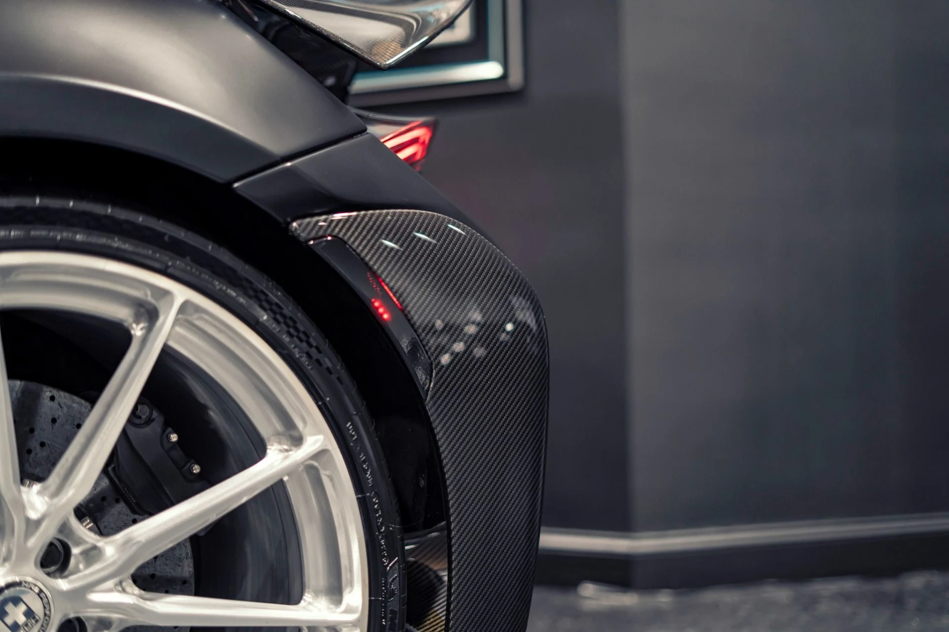 mph034_4171798557_Used_2021_Mc_Laren_765_LT_568000_MSRP_Chicane_Grey_Carbon_Roof_Scoop_1779213543_795875ce93