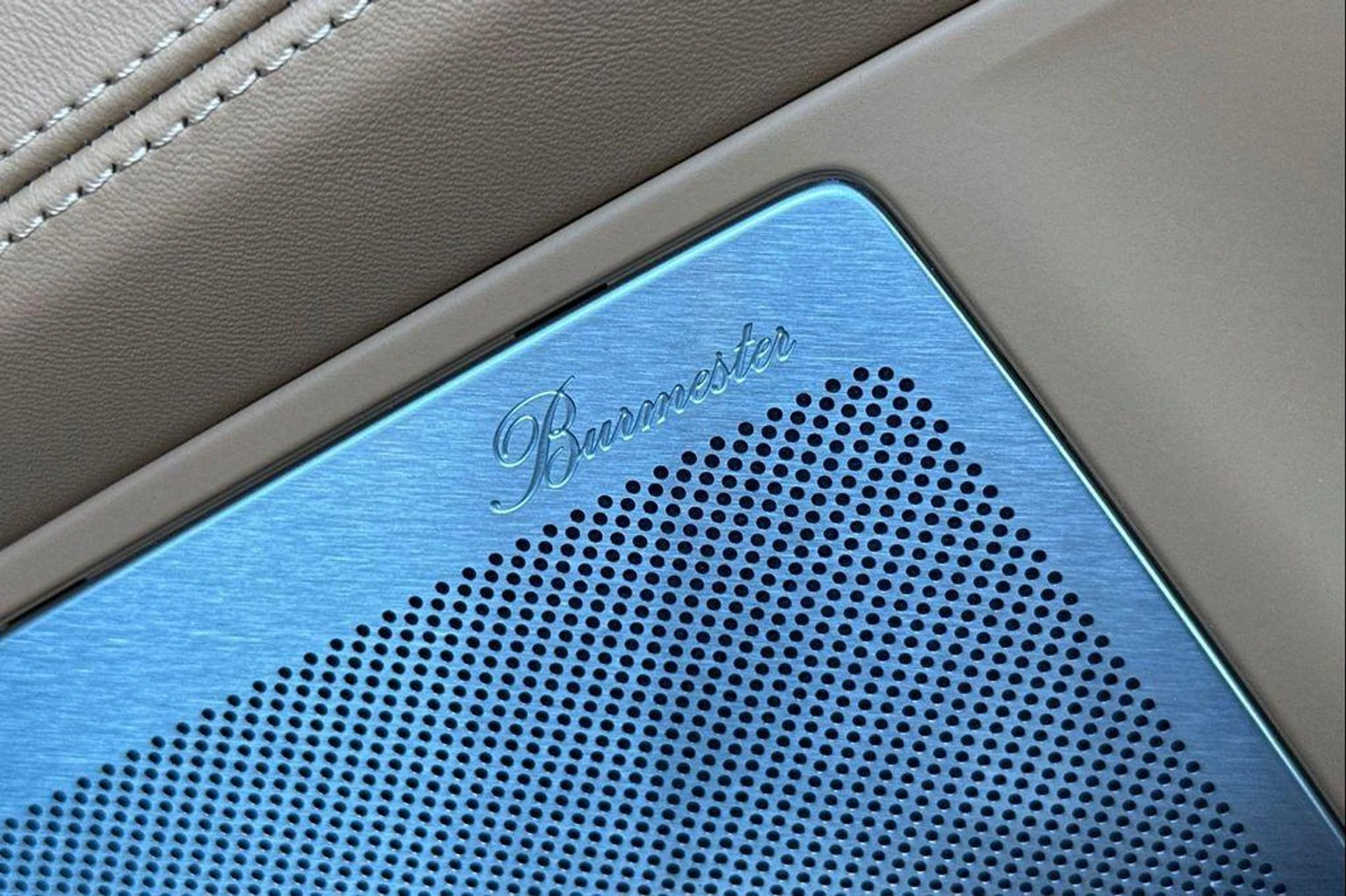 mph034_4172686286_My_UMP_Rv_Fibs_Oe_UR_7gv_Itig_R_Hys4_d0a9f1bf0f