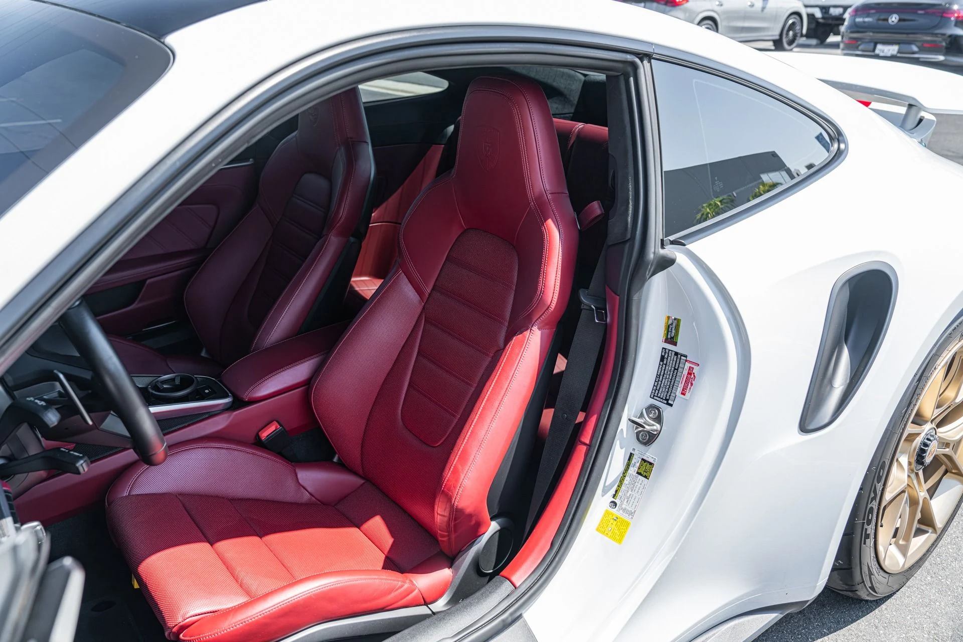 mph034_417298406_Used_2022_Porsche_911_Turbo_S_1755025978_0a2dda8444