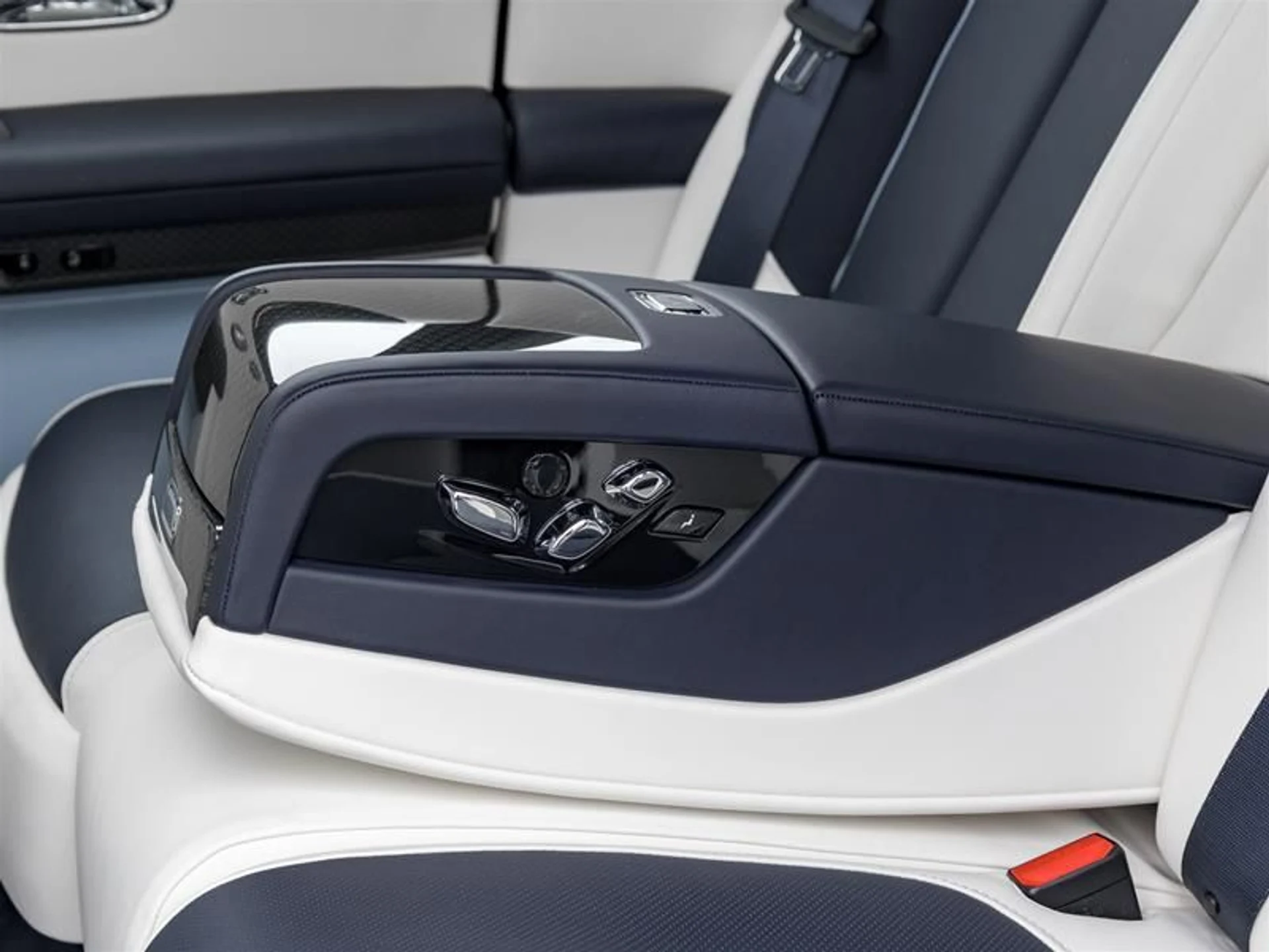 mph034_4176343199_vhjijqb3_6b45ec43b7