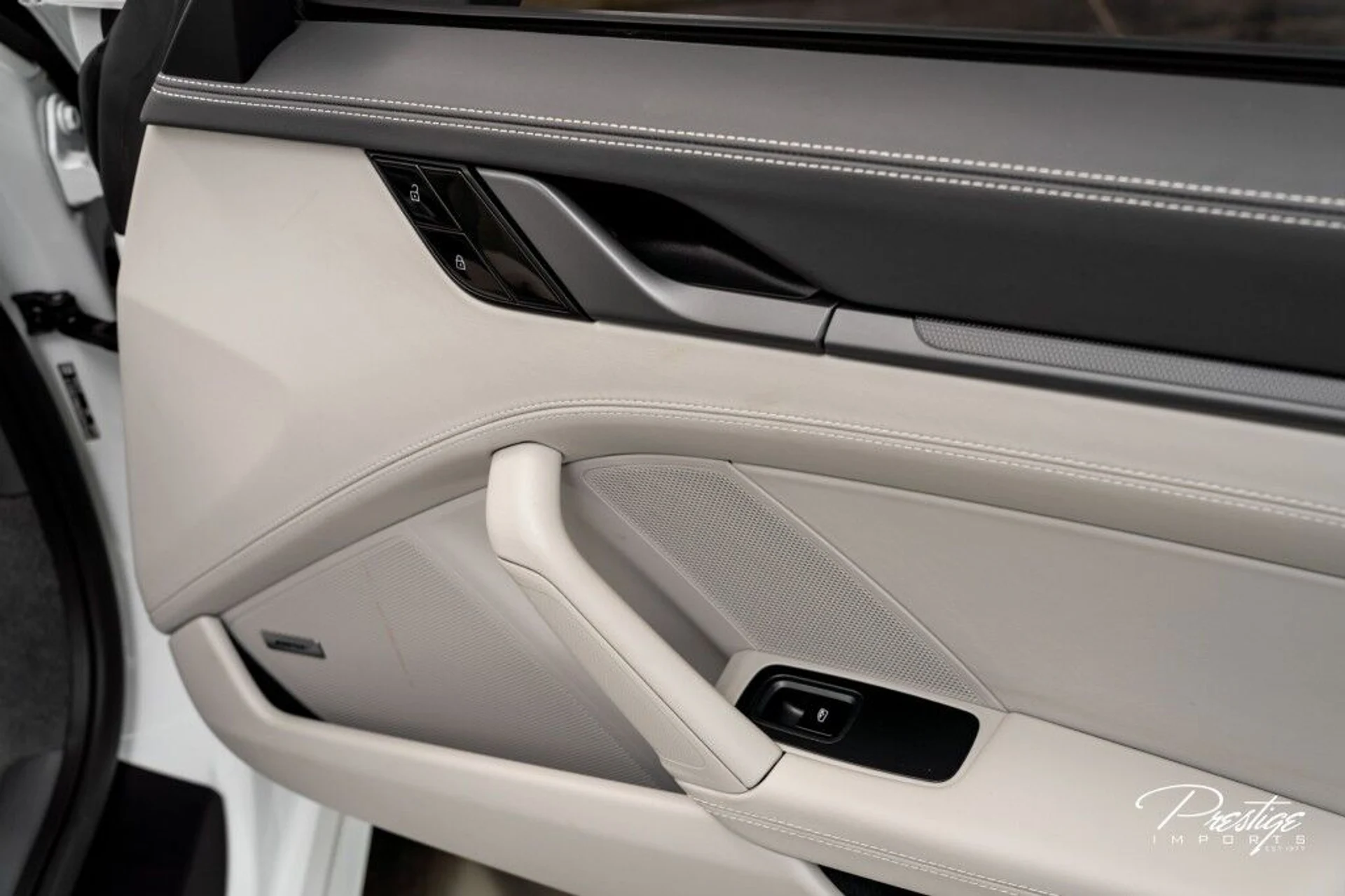 mph034_4185478877_ebfd45db0c45e1fd7c6db148799b58e5_5862e71c42