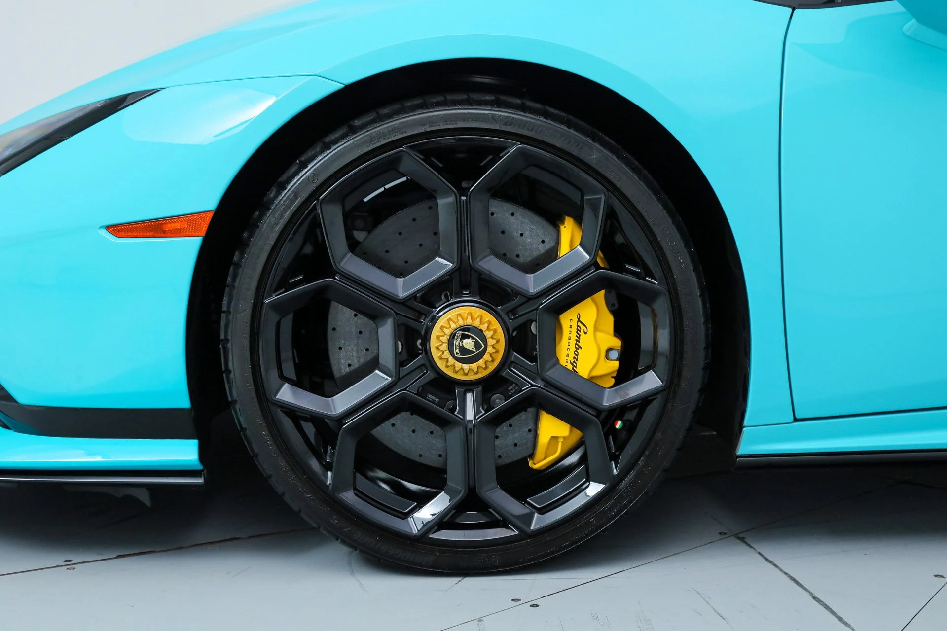 mph034_4185694838_d56aebf9364675b9728433603b6ebe81_9830ee9e86