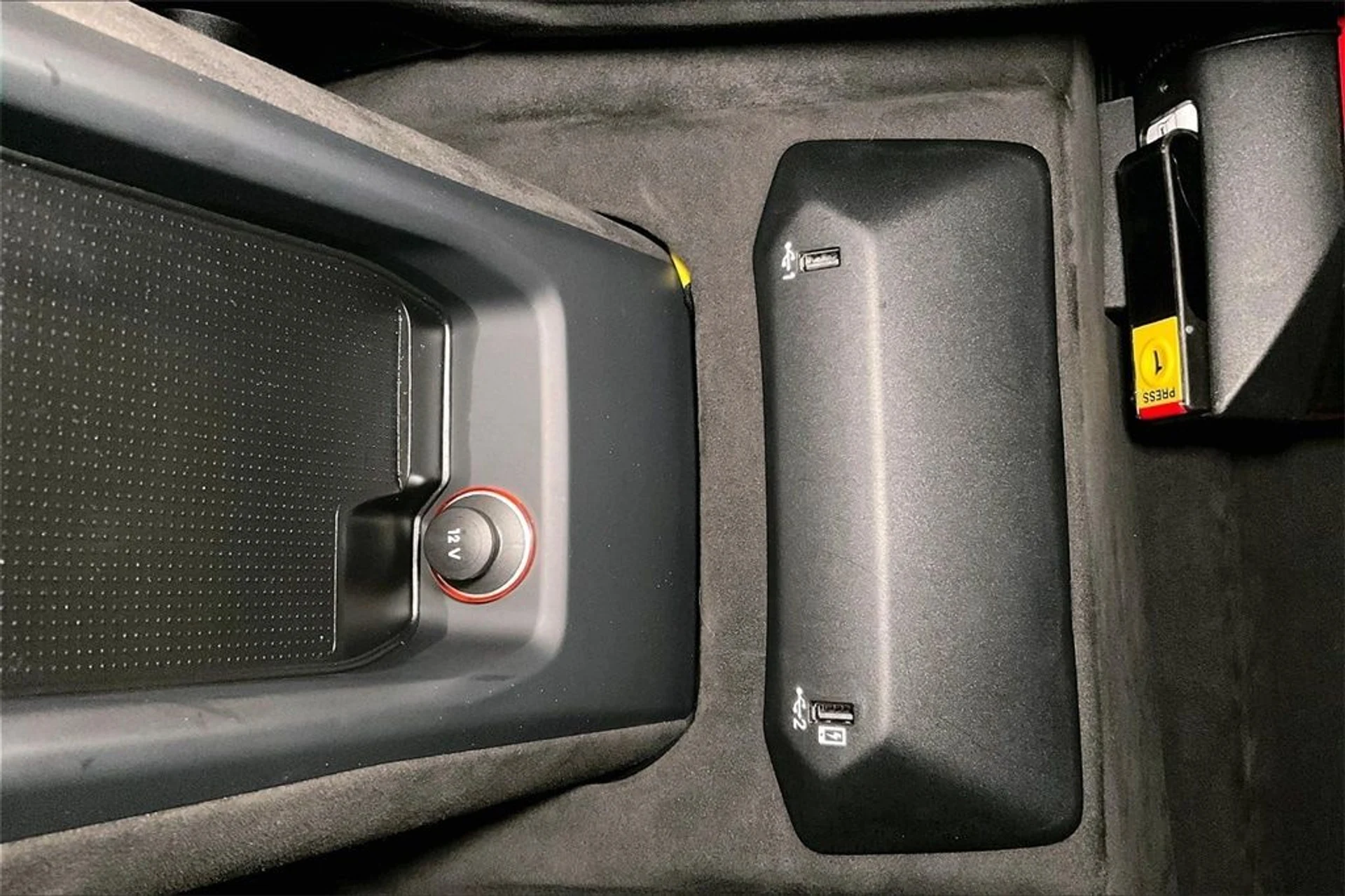 mph034_4201637702_679ddd5c92760d4d59bfc920125d7253x_342e9e8f84