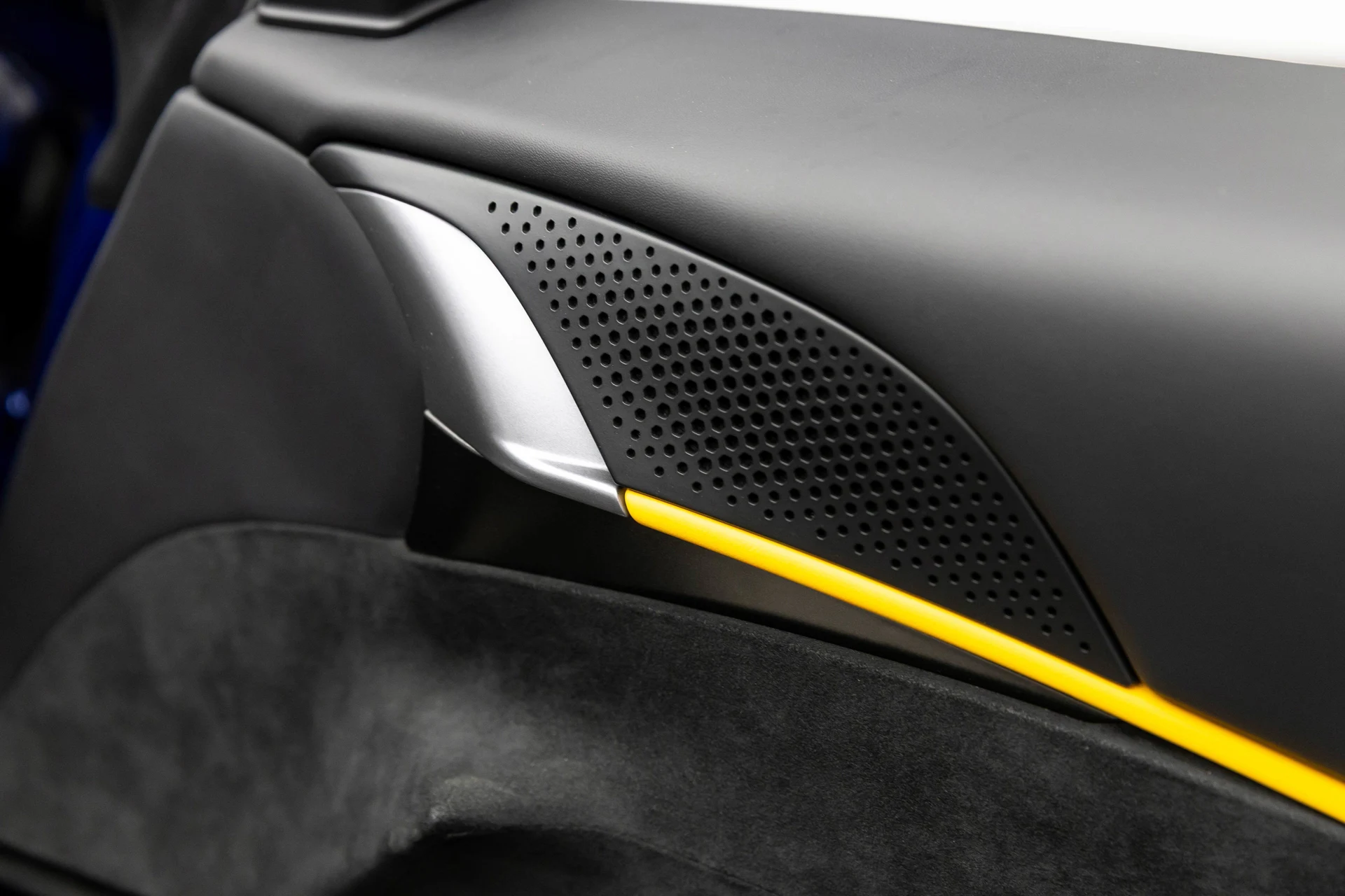 mph034_4205610877_61200f460f744808a90b5949c25cec2f_9e08e611be