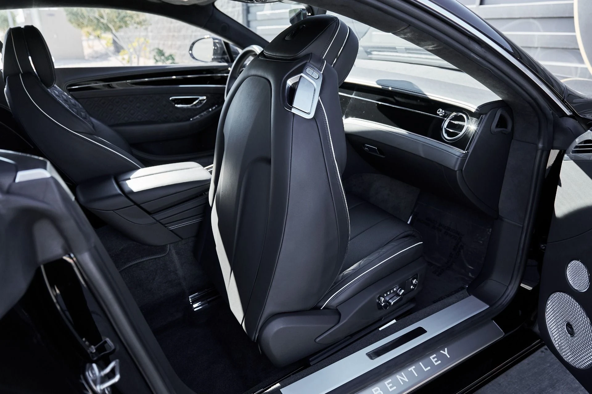 mph034_4207036071_Used_2021_Bentley_Continental_GT_V8_1768615494_98ec08225d