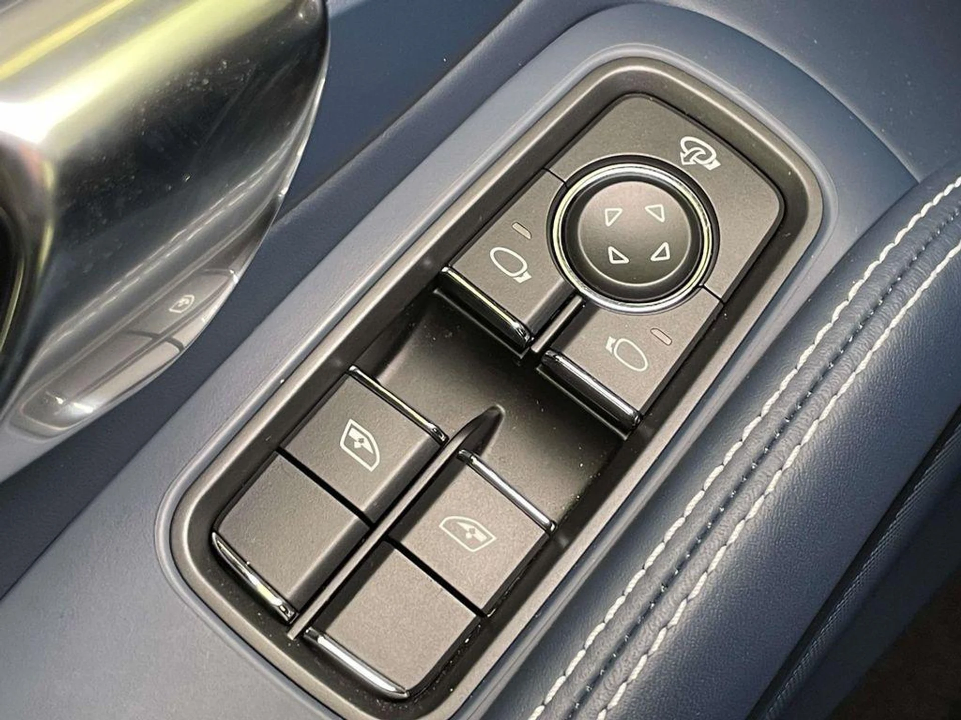 mph034_4222160000_T0e_nvyg_Vye_D3iz_Y9_B_Ukdzt_SXNE_60ac8e7f6e