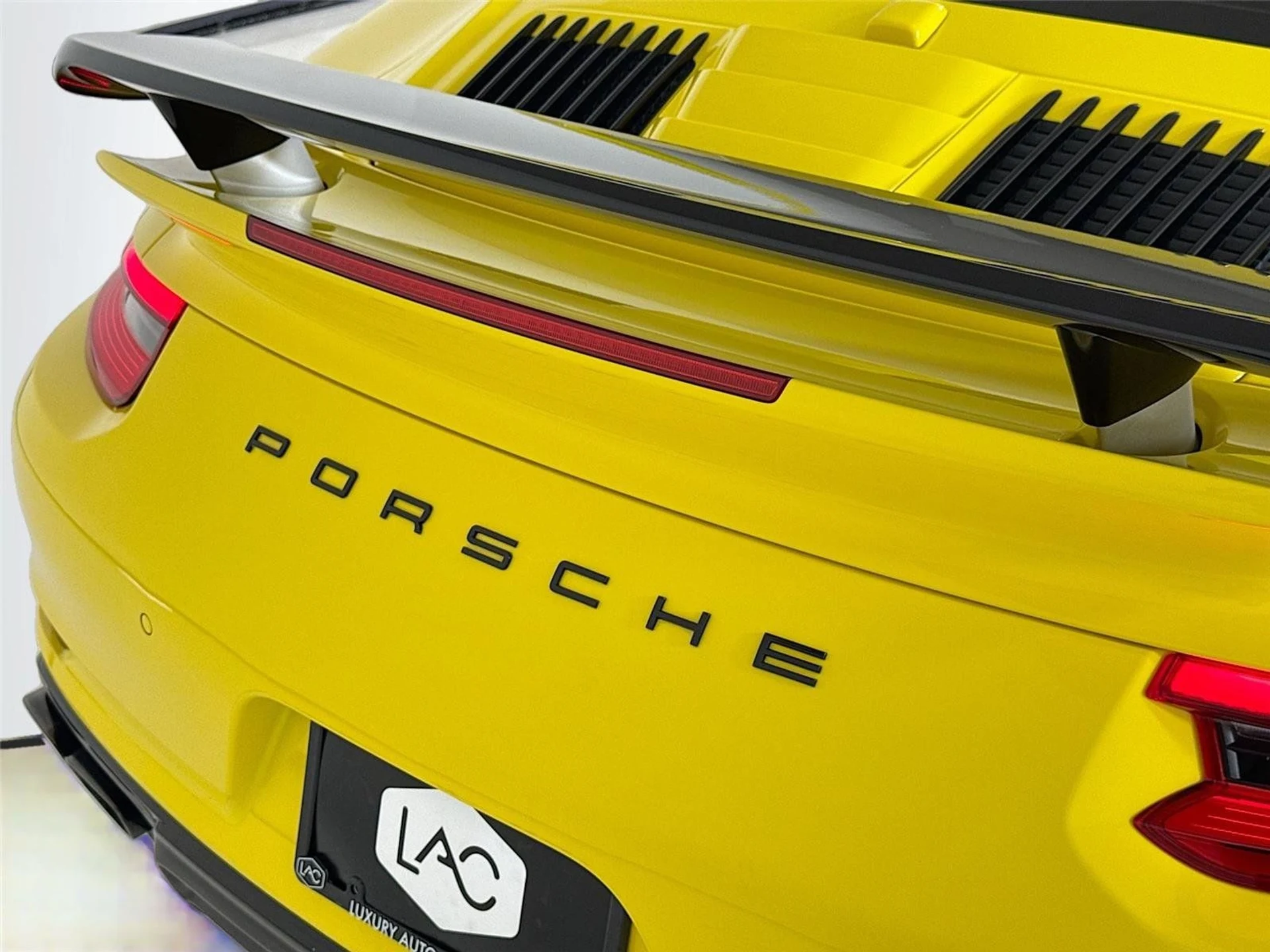 mph034_42233127_e93642ae3268ca40216e0b6702e67746_fac0255364