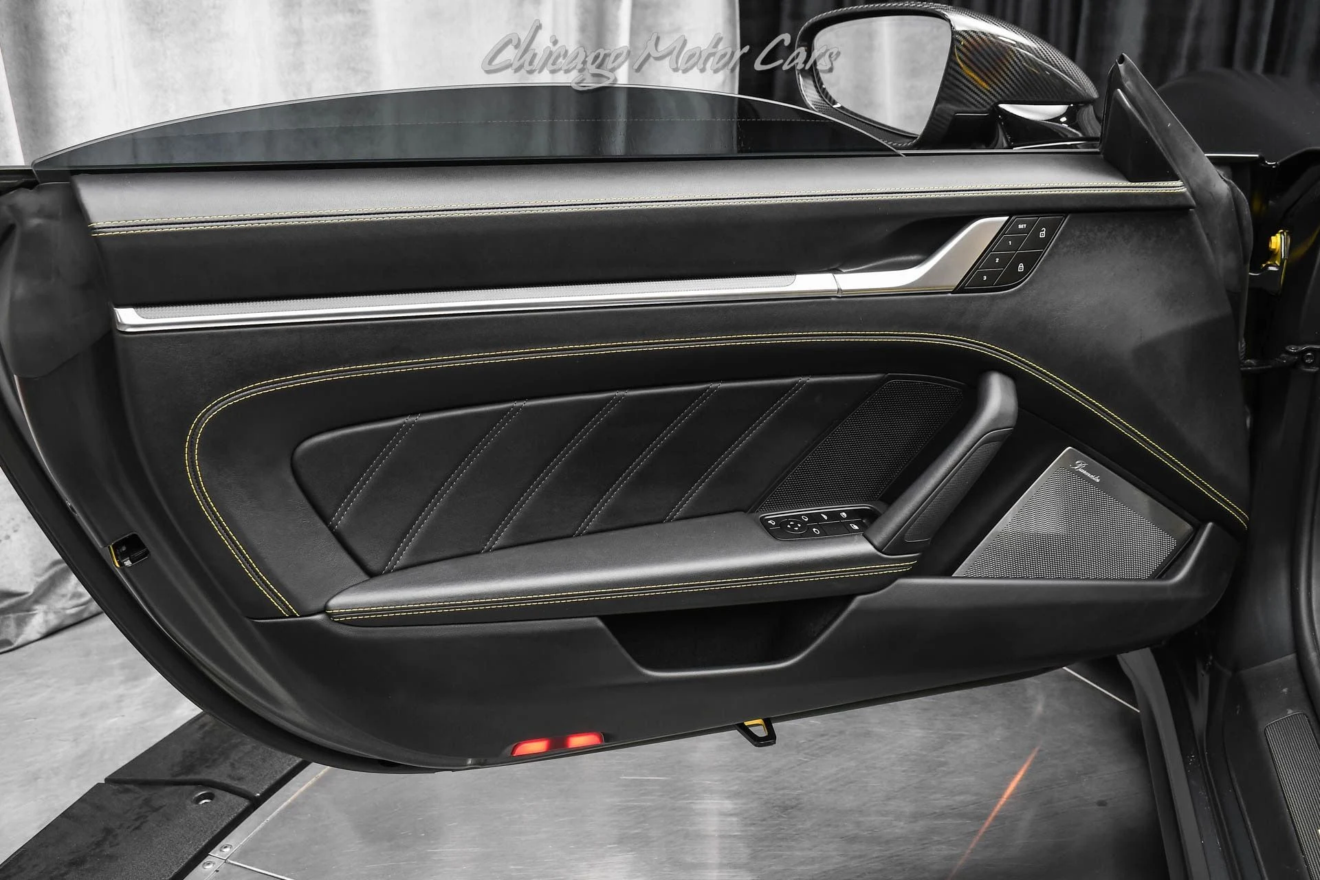 mph034_4227051643_10951_p35_l_faee1fe232