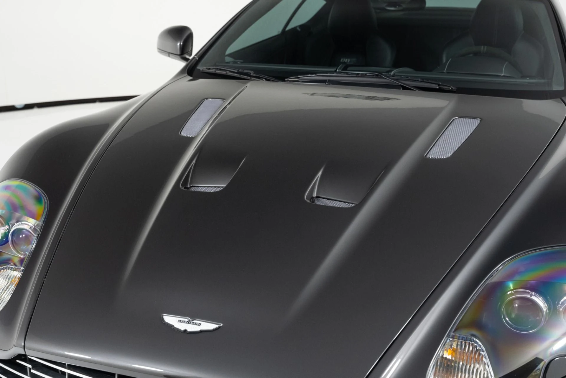 mph034_4229471896_Used_2011_Aston_Martin_DBS_1701890228_0149b6155d