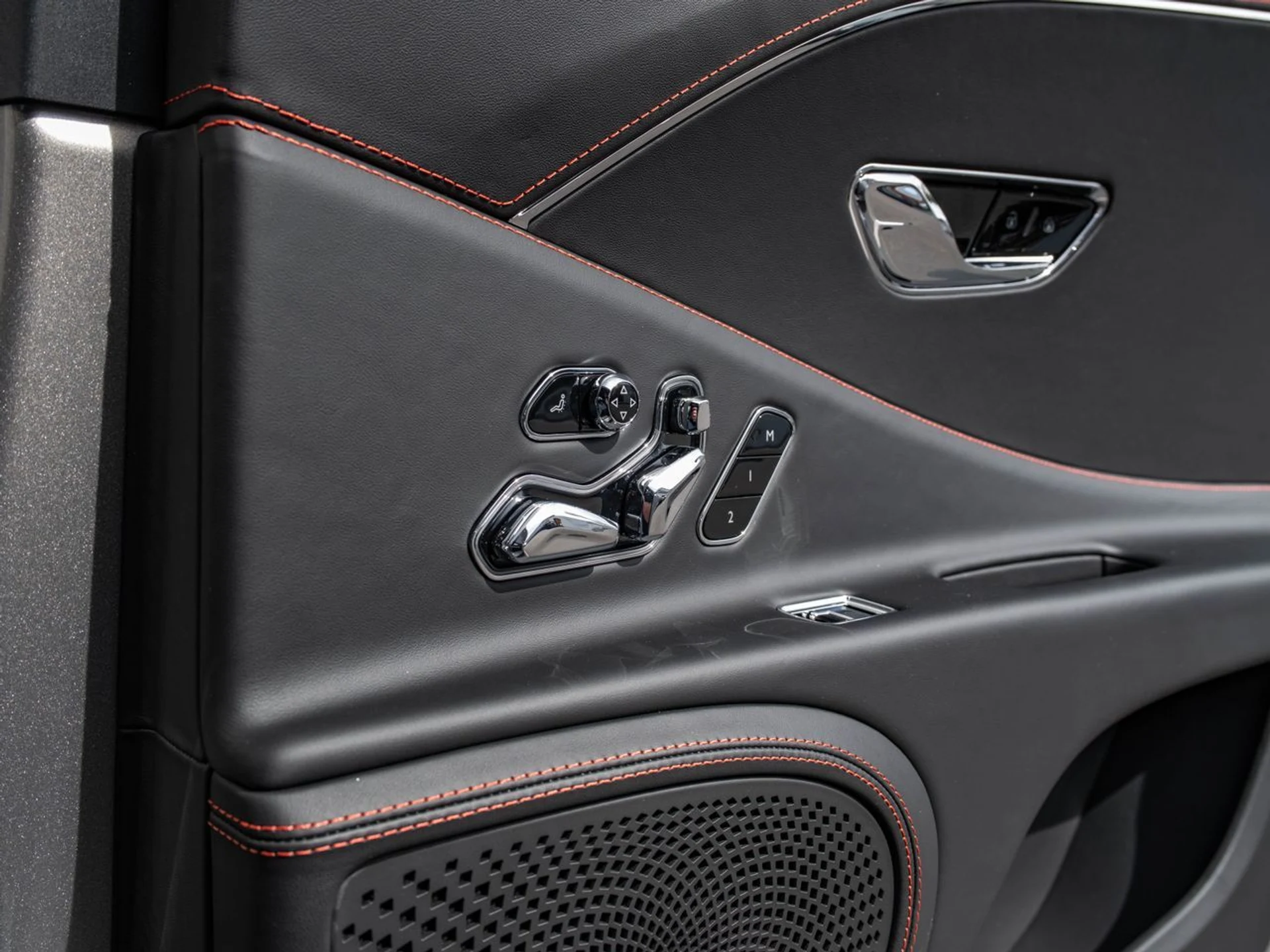 mph034_4235350669_cd24a8ad6340aab02e806949d1745391x_ce053b6405