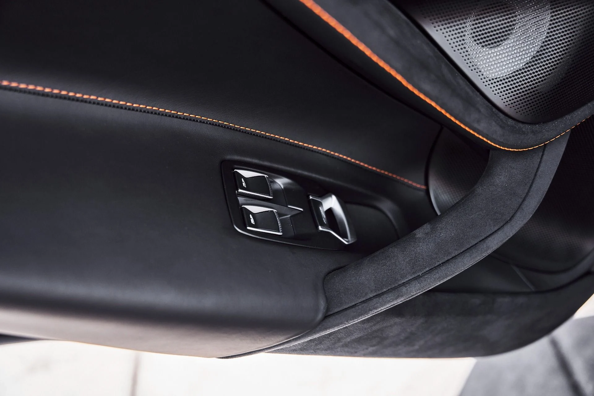 mph034_4247203996_Used_2025_Mc_Laren_750_S_1776907645_161be4537c