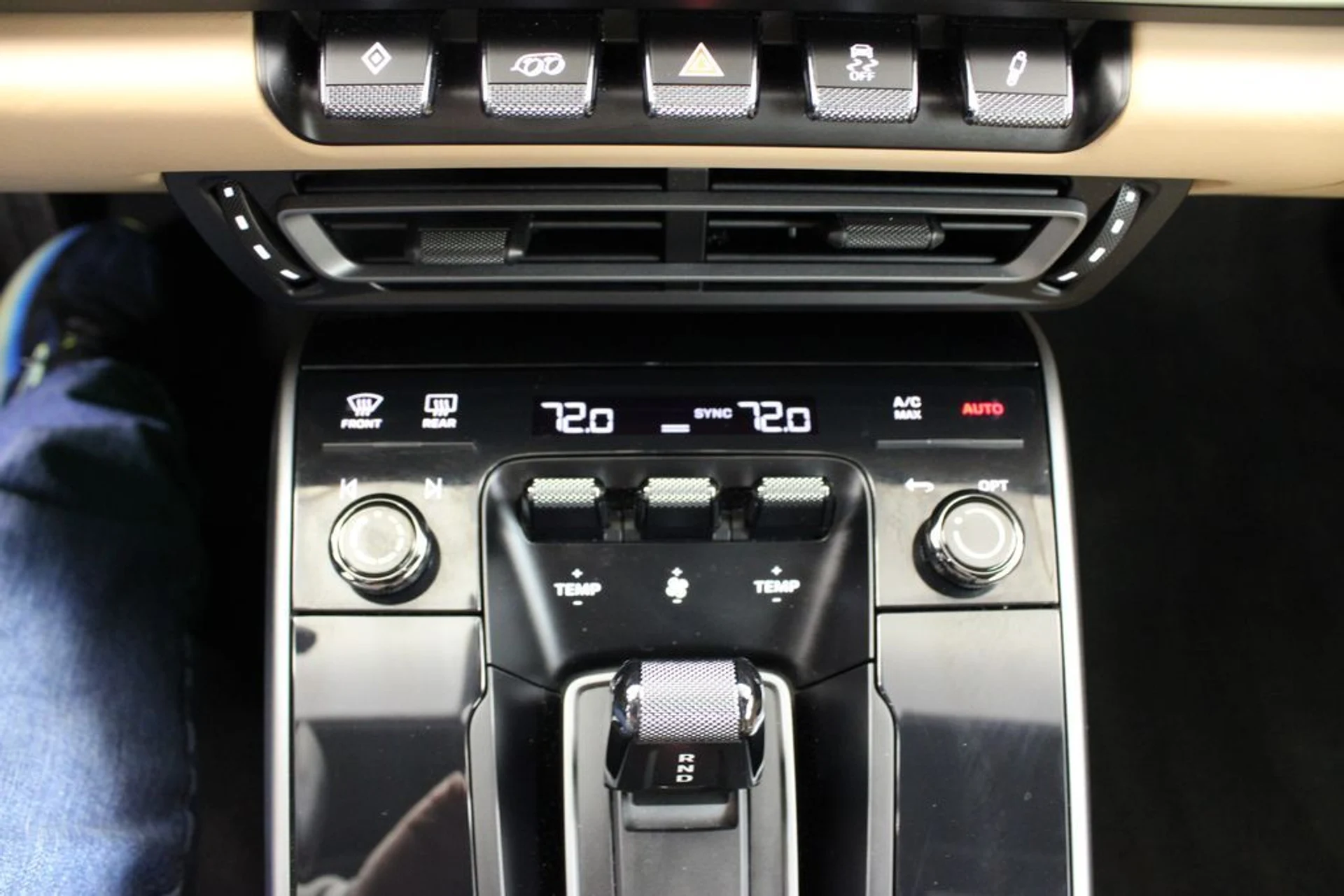 mph034_4249480523_ae764bbc9bddf7fc3a6aa6fa447ebc5ex_2ba5e20677