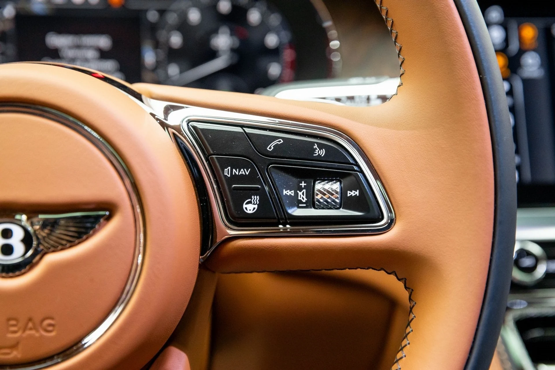 mph034_4257176565_35_5be9567f94