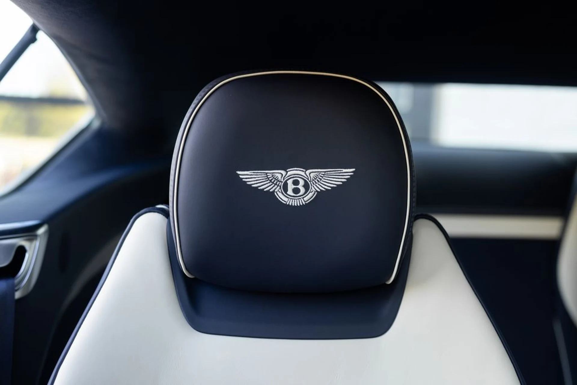 mph034_4263567948_526de5b252aaa9849b70787b78383ee3x_68801e86c3