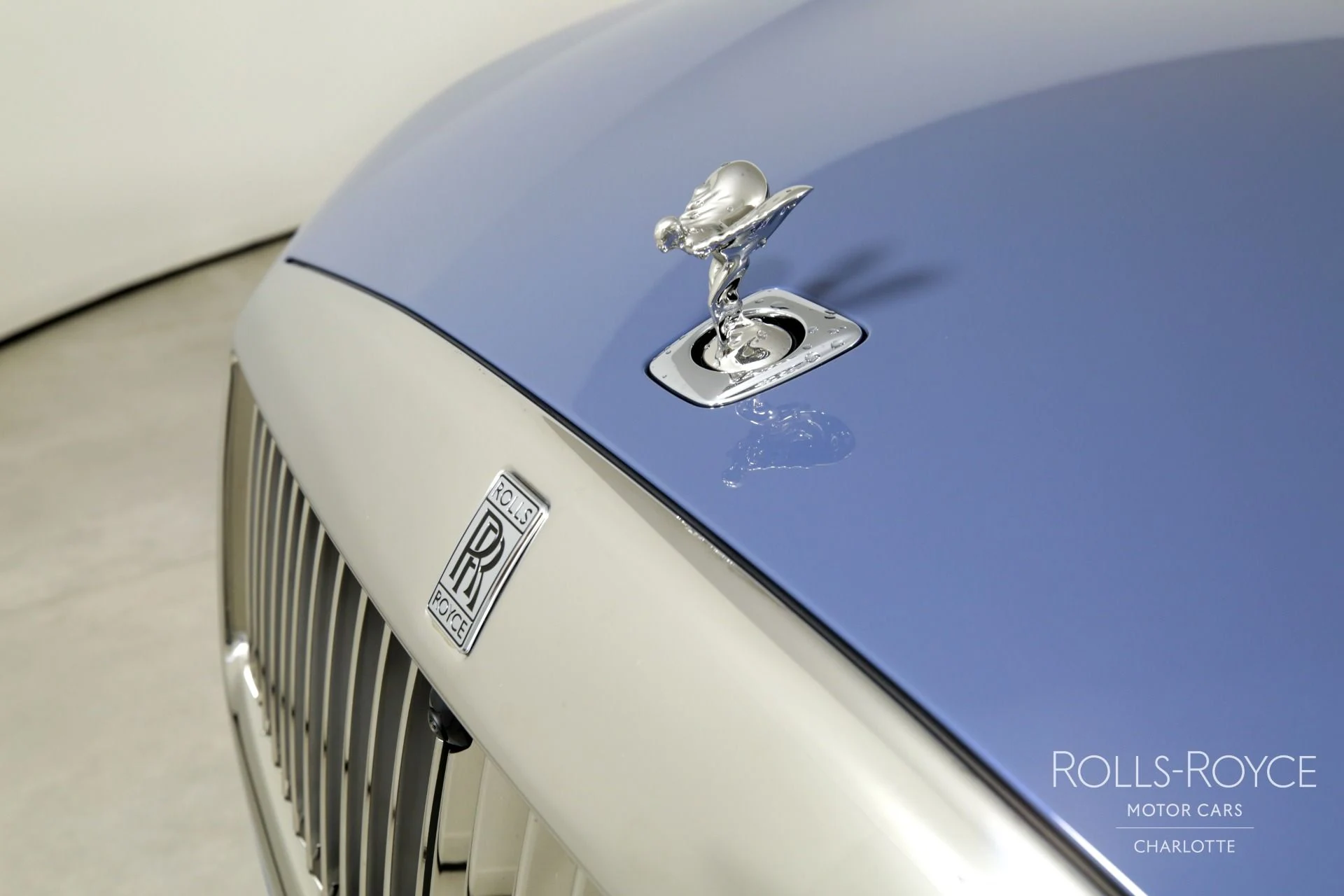mph034_4263723789_Used_2024_Rolls_Royce_Spectre_1744735780_8cdb3df602