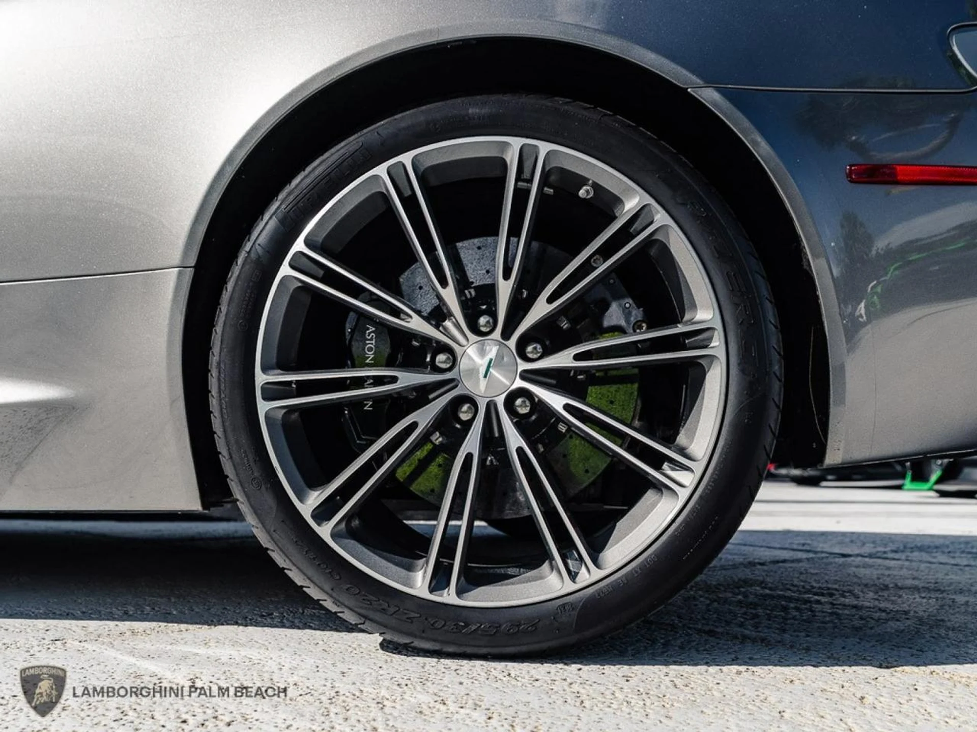 mph034_4266452297_5f8f64163f52e4f5efb17d2a95e33708_30455a750e