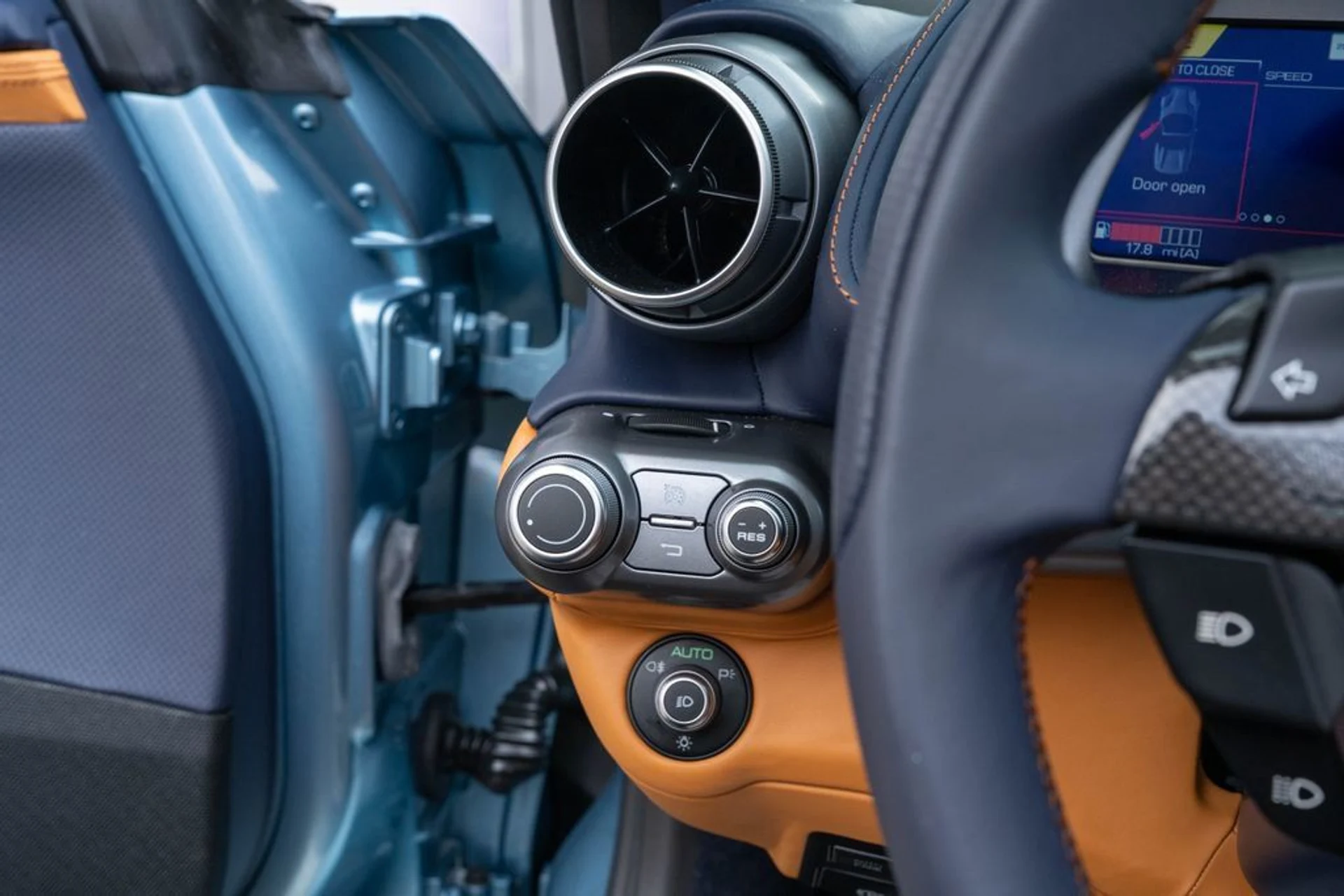 mph034_4267103386_344f65d01bab4982ac4ac0c28758fefe_2c144d32d4