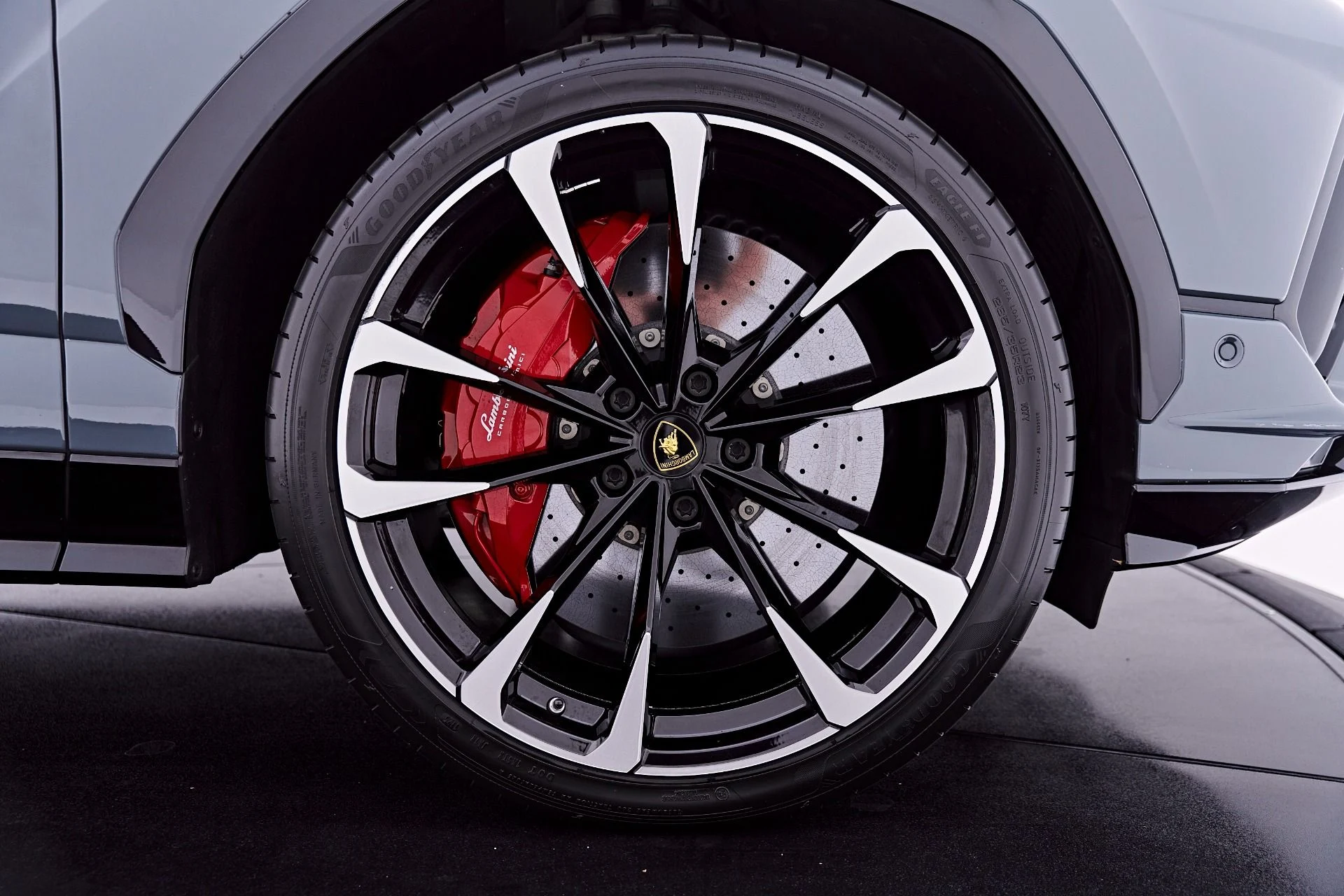 mph034_4269809043_Used_2023_Lamborghini_Urus_S_1783036941_b918f1bfcf