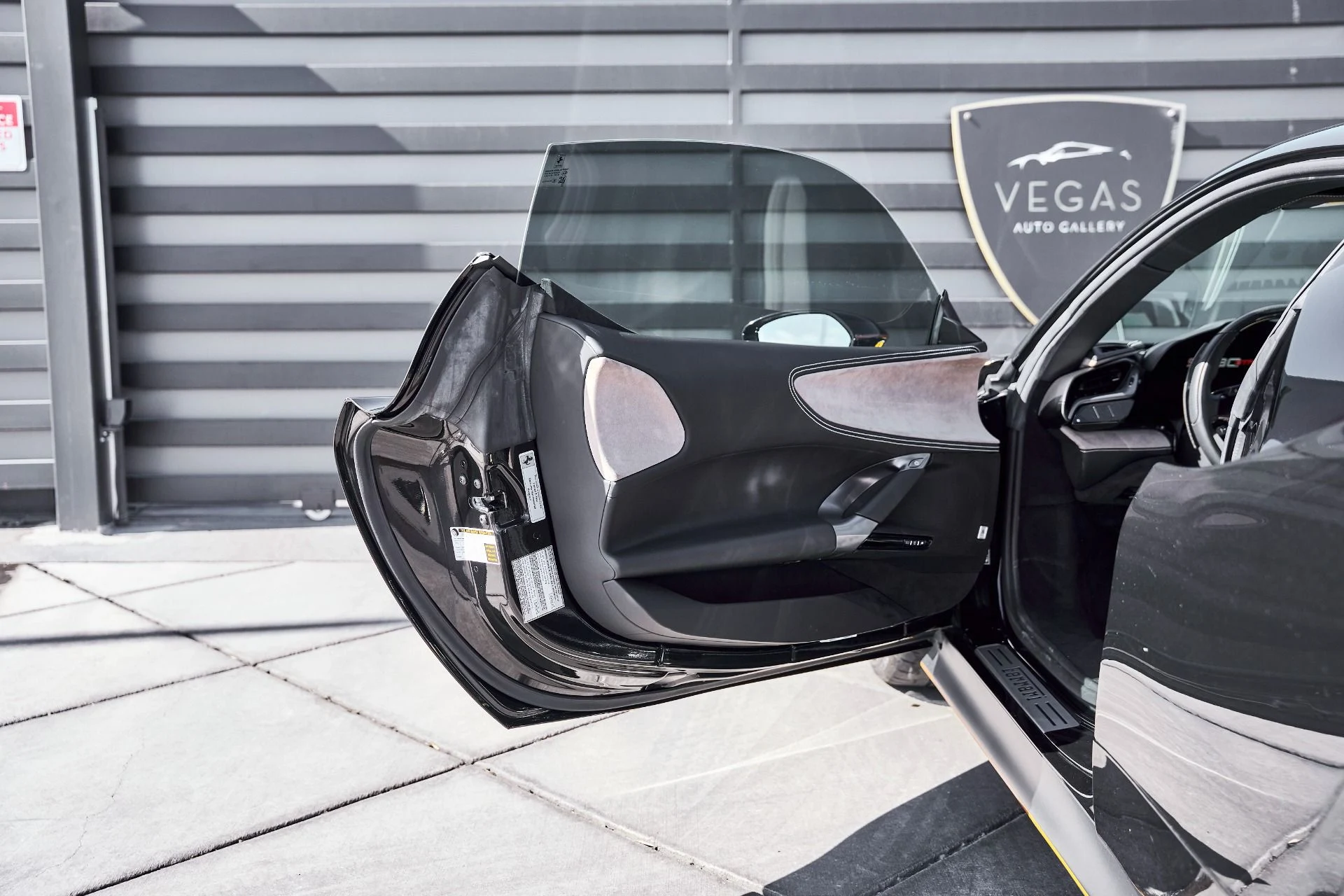 mph034_4270948939_Used_2023_Ferrari_SF_90_Stradale_Base_1771034642_2b5b83eb72